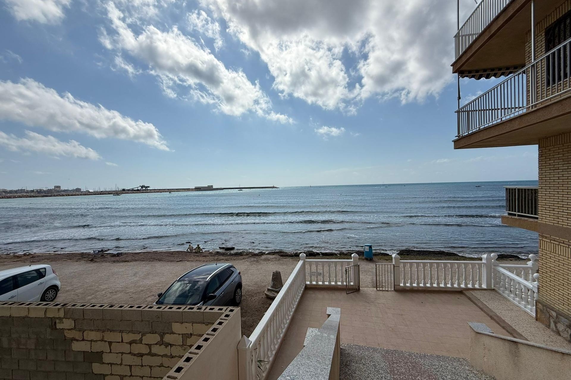 Resale - Wohnung / Apartment -
Torrevieja - Playa de los Naufragos