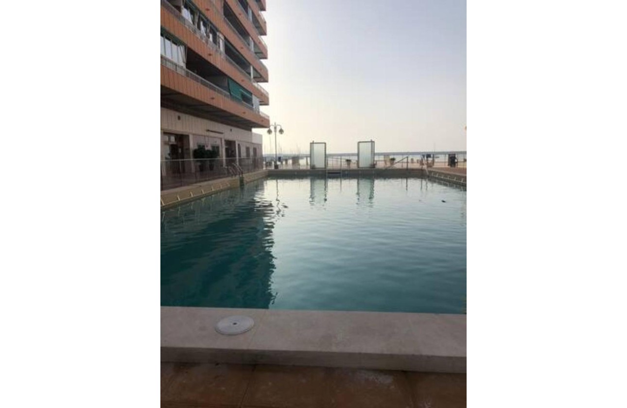 Resale - Wohnung / Apartment -
Torrevieja - Playa de los Naufragos