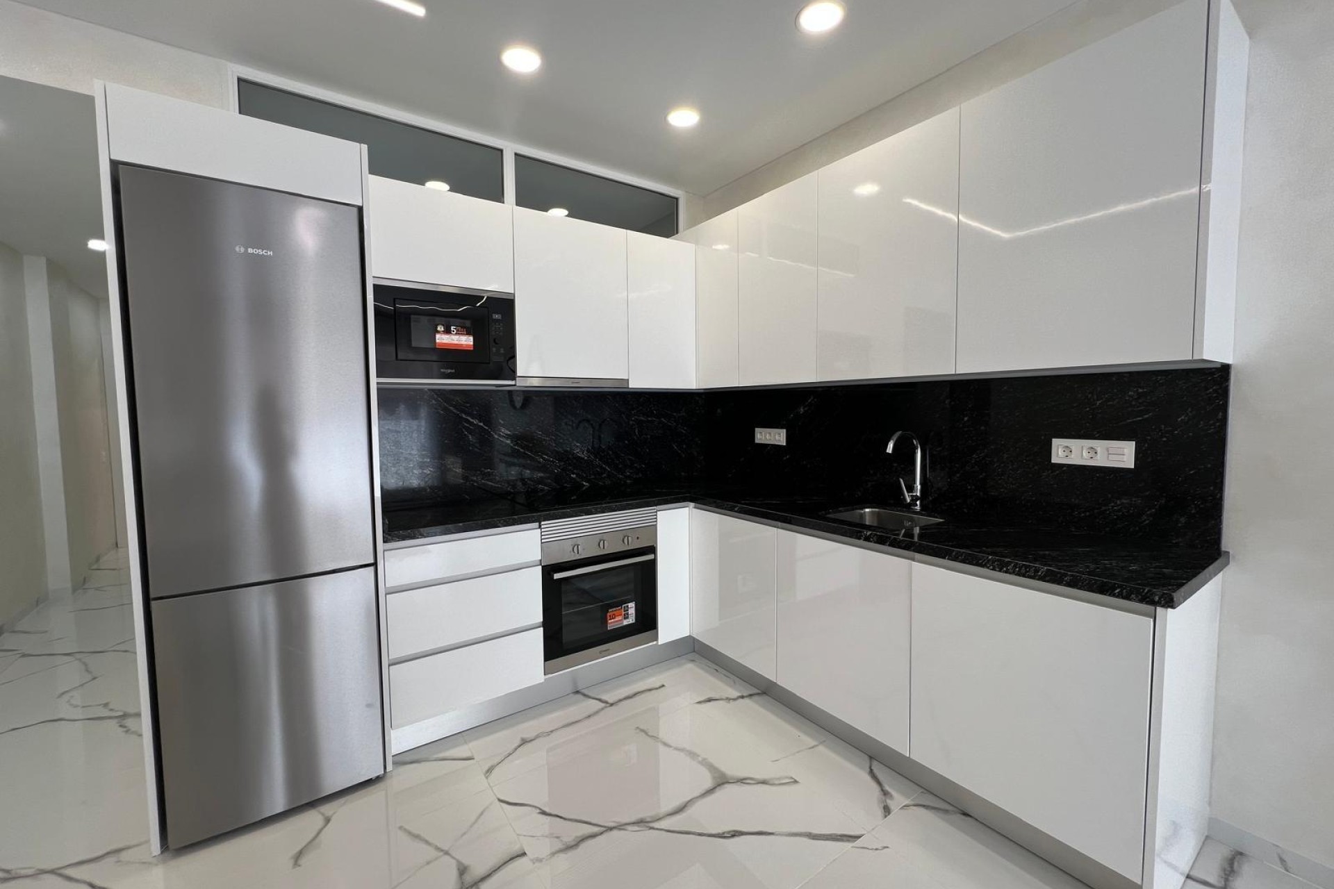 Resale - Wohnung / Apartment -
Torrevieja - Playa del Cura