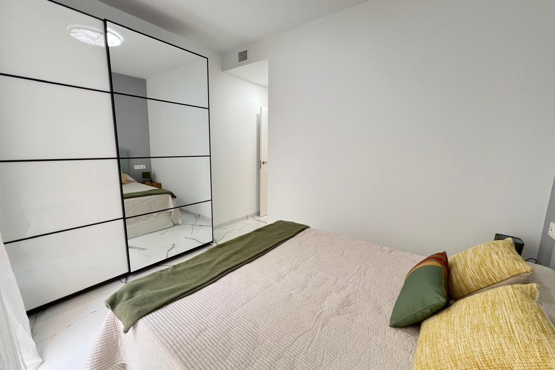 Resale - Wohnung / Apartment -
Torrevieja - Playa del Cura