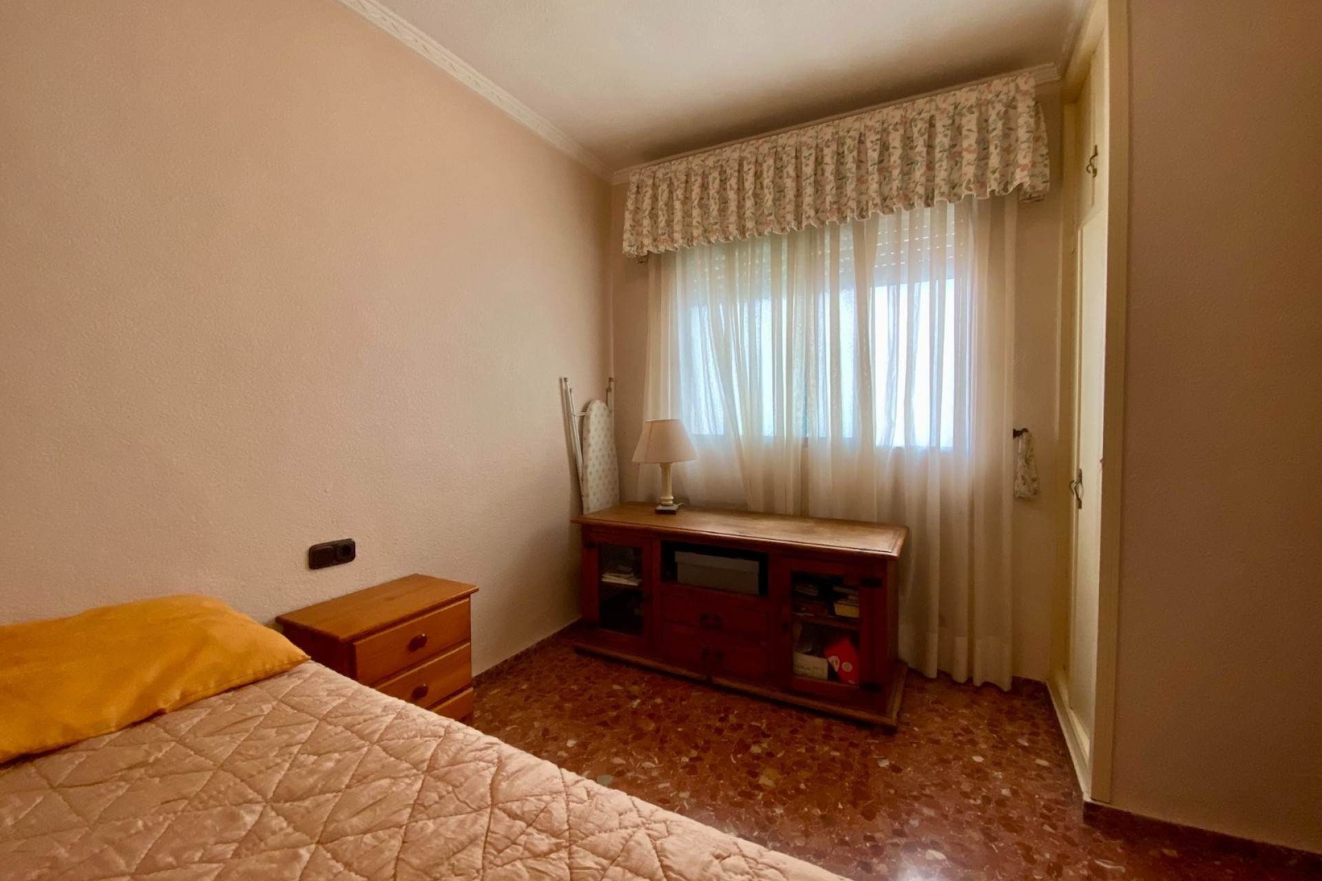Resale - Wohnung / Apartment -
Torrevieja - Playa del Cura