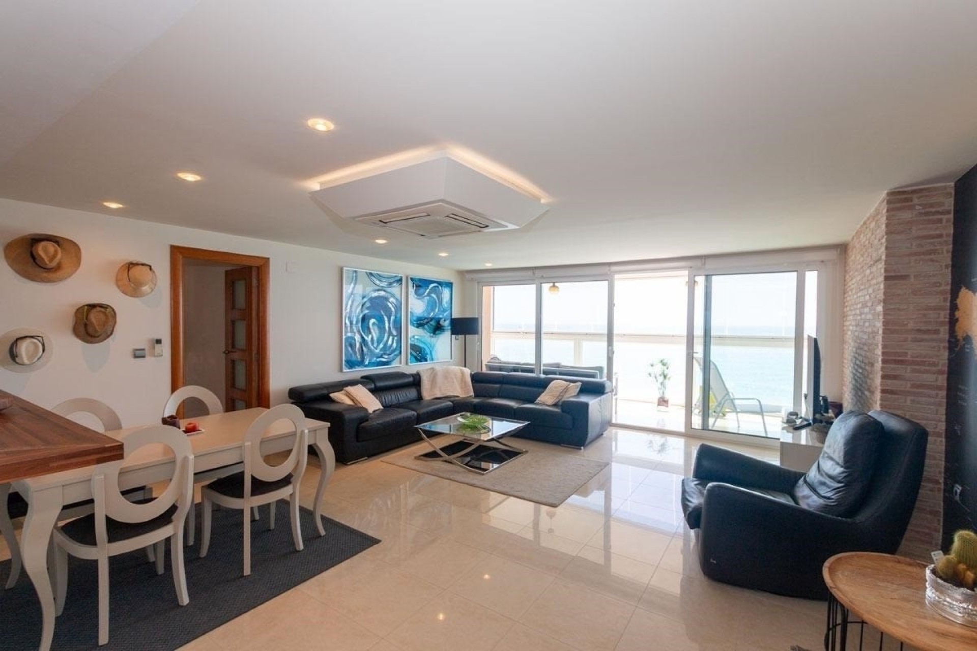Resale - Wohnung / Apartment -
Torrevieja - Playa Del Cura