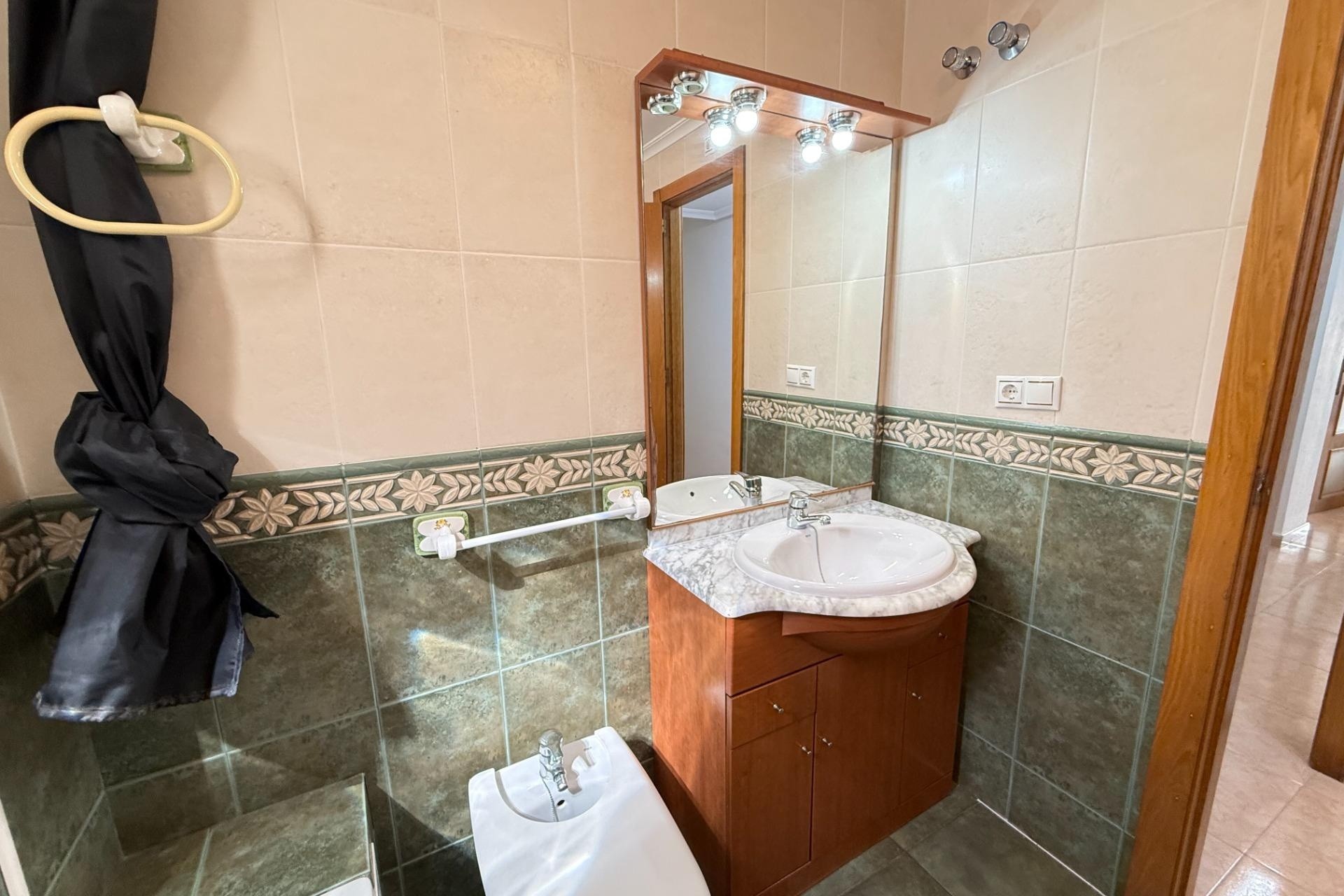 Resale - Wohnung / Apartment -
Torrevieja - Playa del Cura