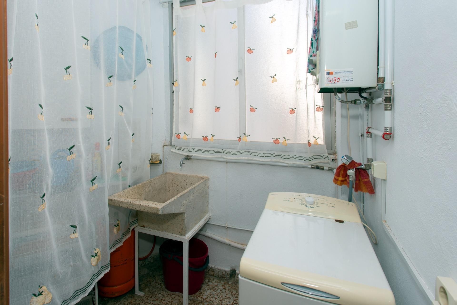 Resale - Wohnung / Apartment -
Torrevieja - Playa del Cura