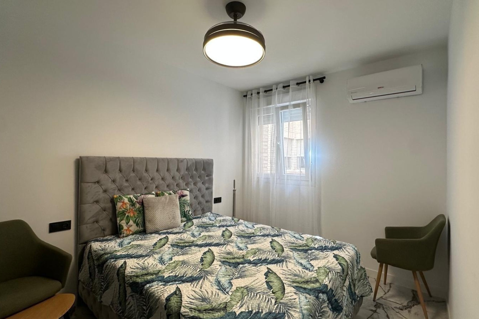 Resale - Wohnung / Apartment -
Torrevieja - Playa del Cura