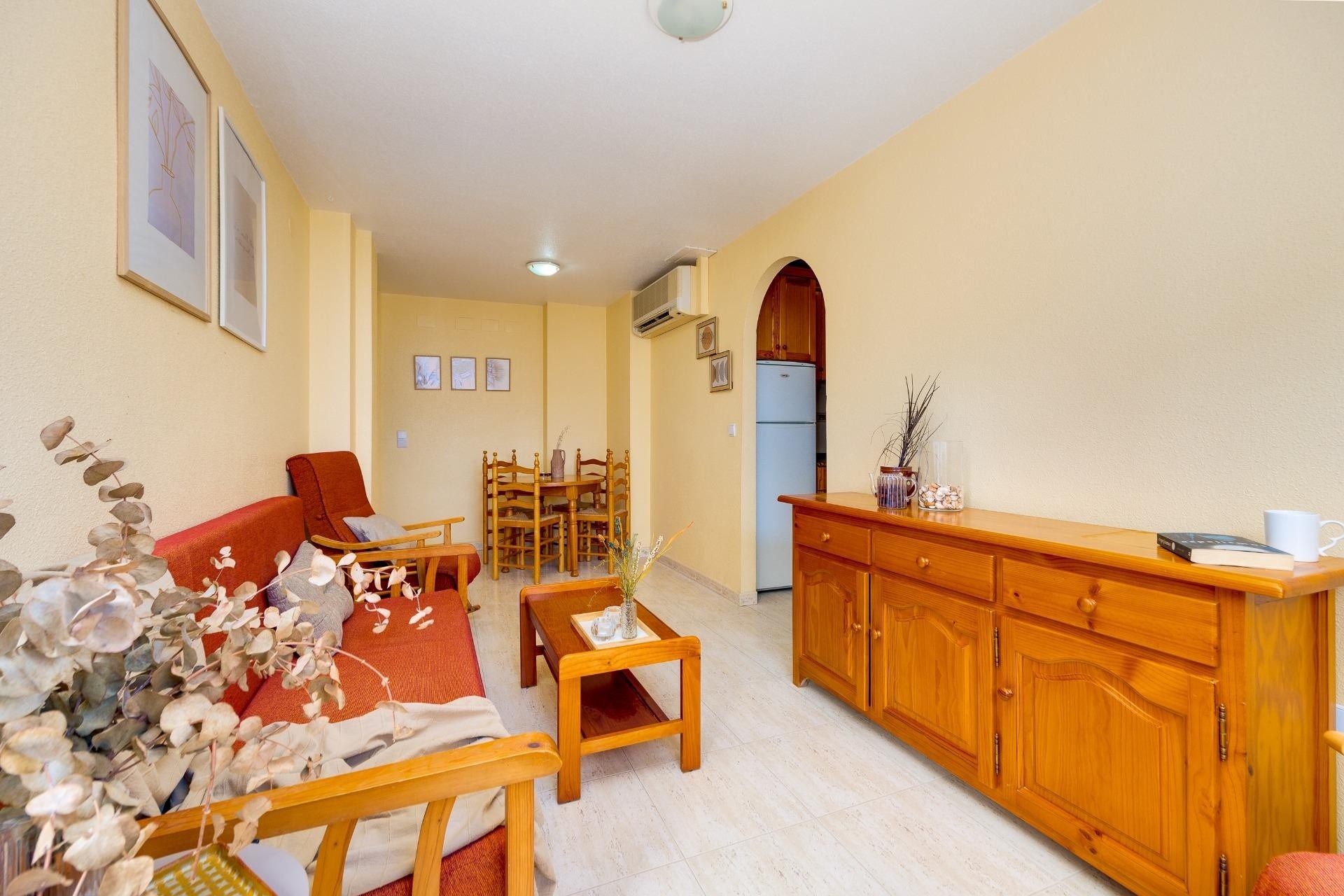 Resale - Wohnung / Apartment -
Torrevieja - Playa del Cura