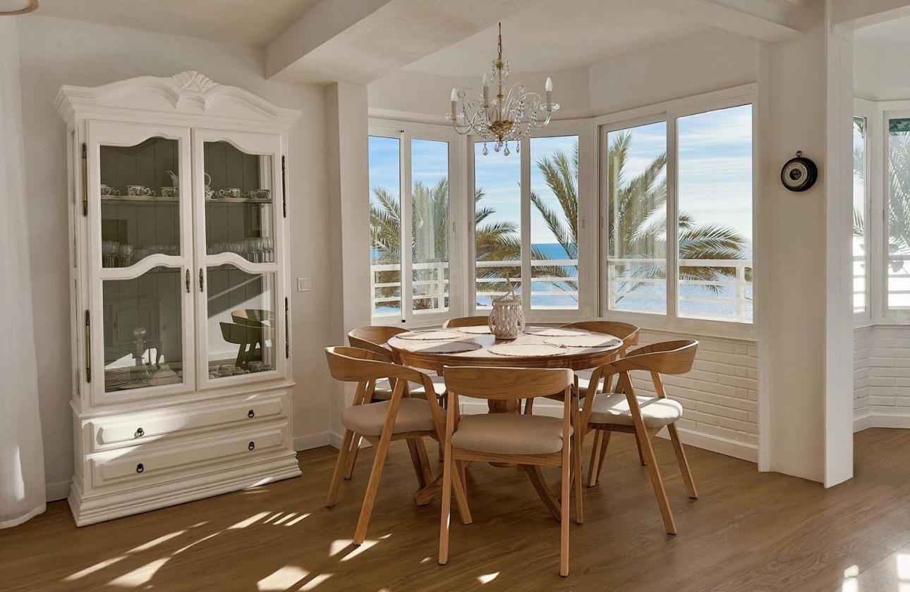 Resale - Wohnung / Apartment -
Torrevieja - Playa del Cura