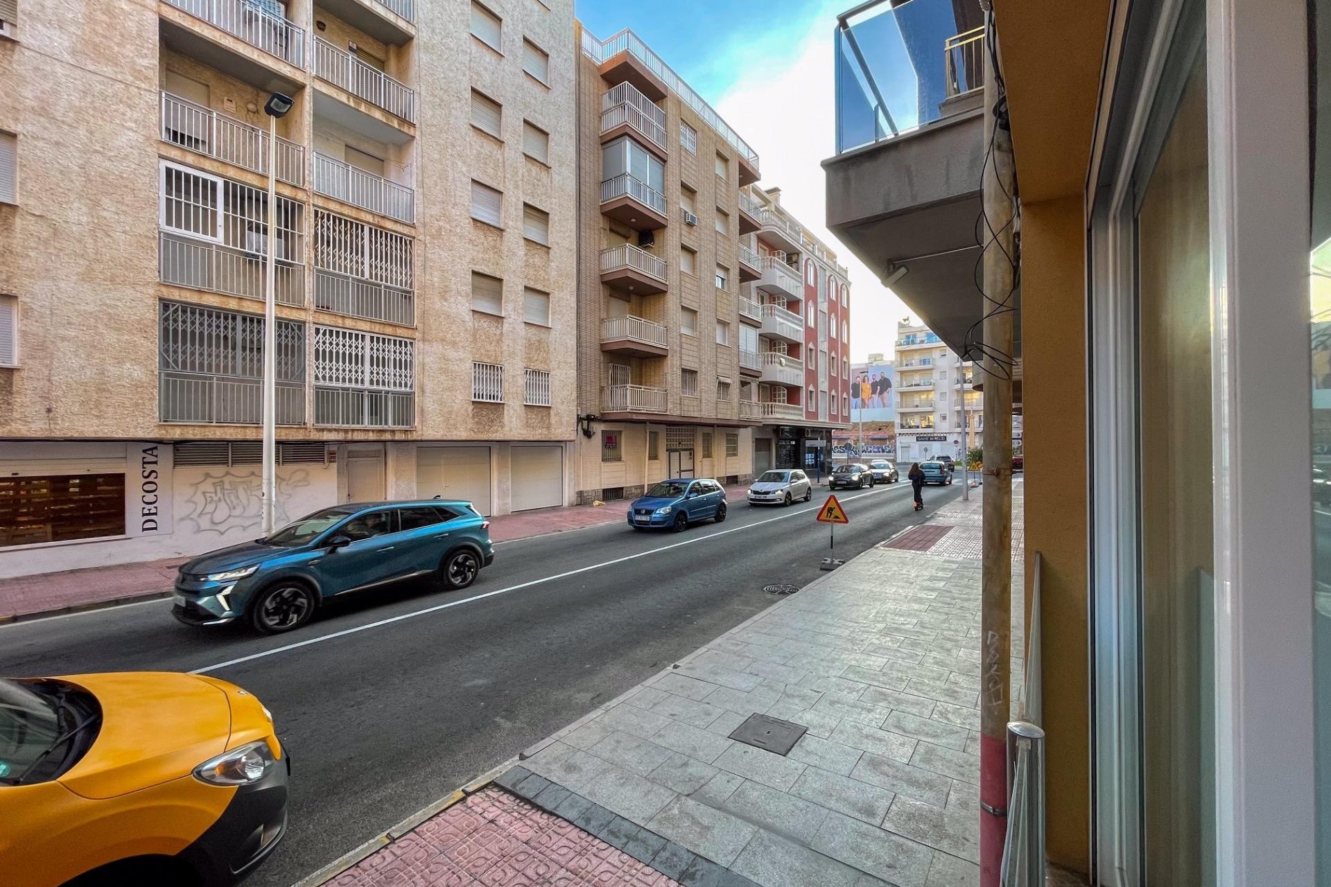 Resale - Wohnung / Apartment -
Torrevieja - Playa del Cura