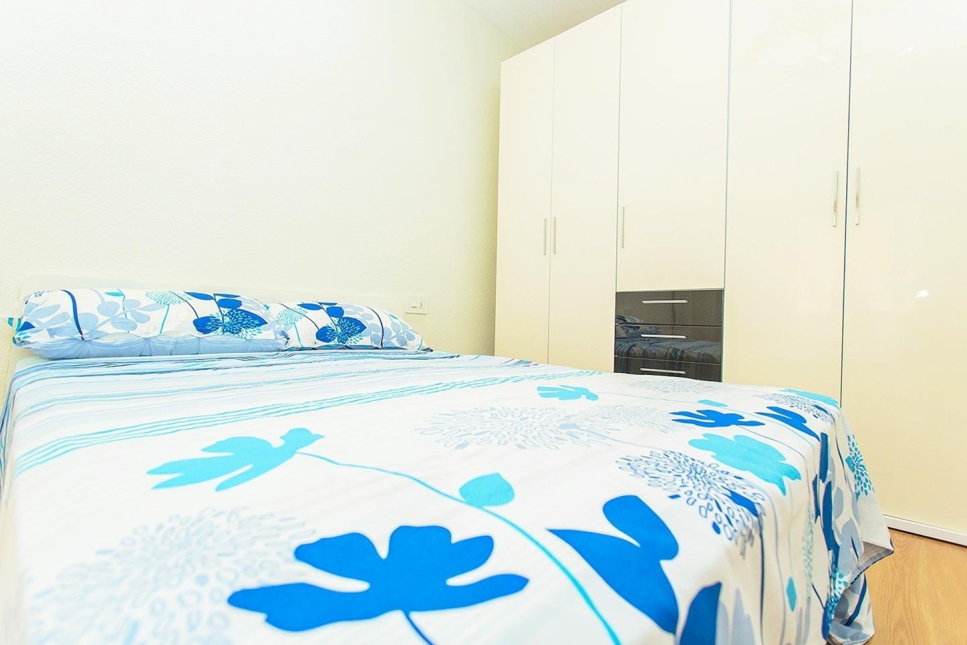 Resale - Wohnung / Apartment -
Torrevieja - Playa del Cura