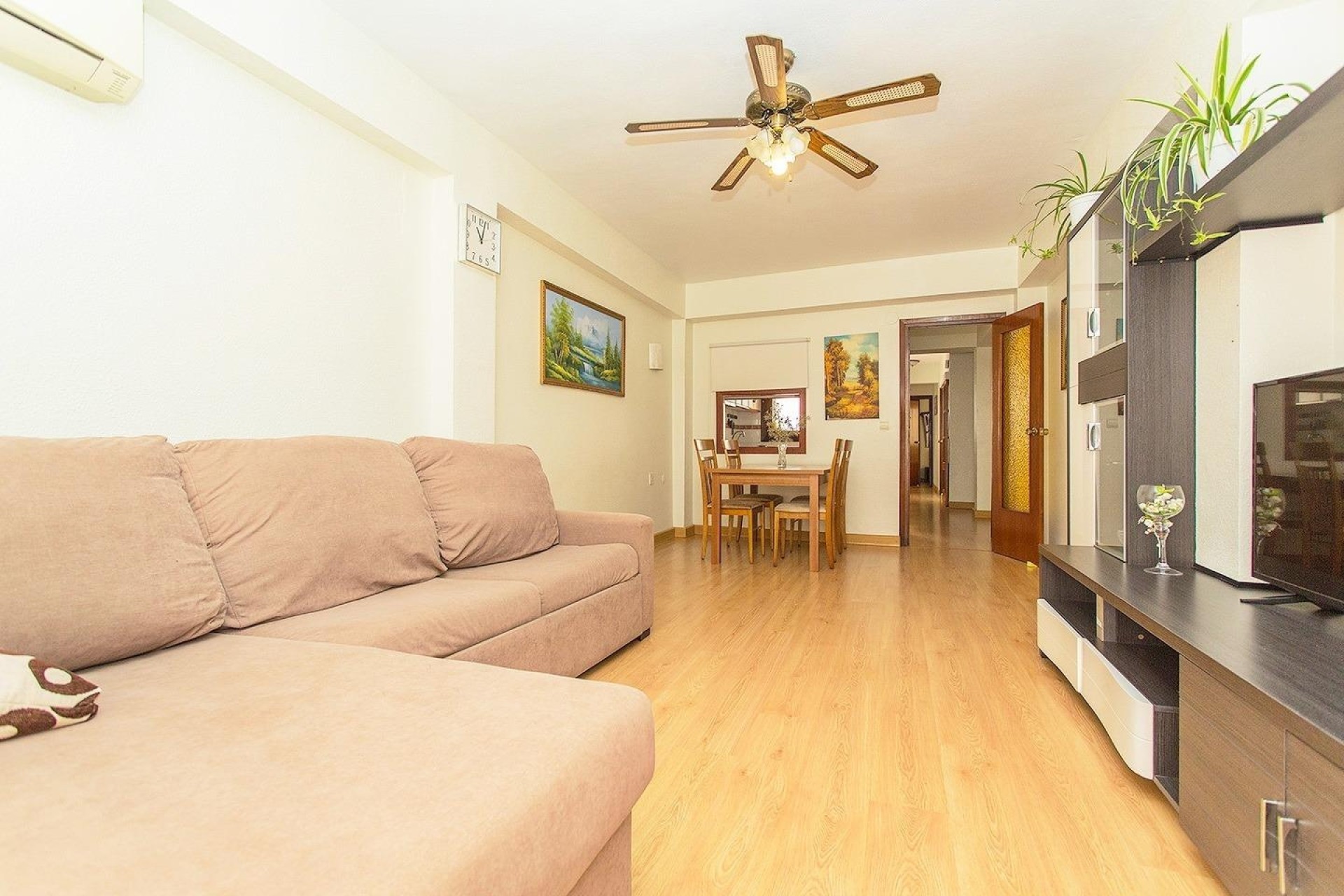 Resale - Wohnung / Apartment -
Torrevieja - Playa del Cura