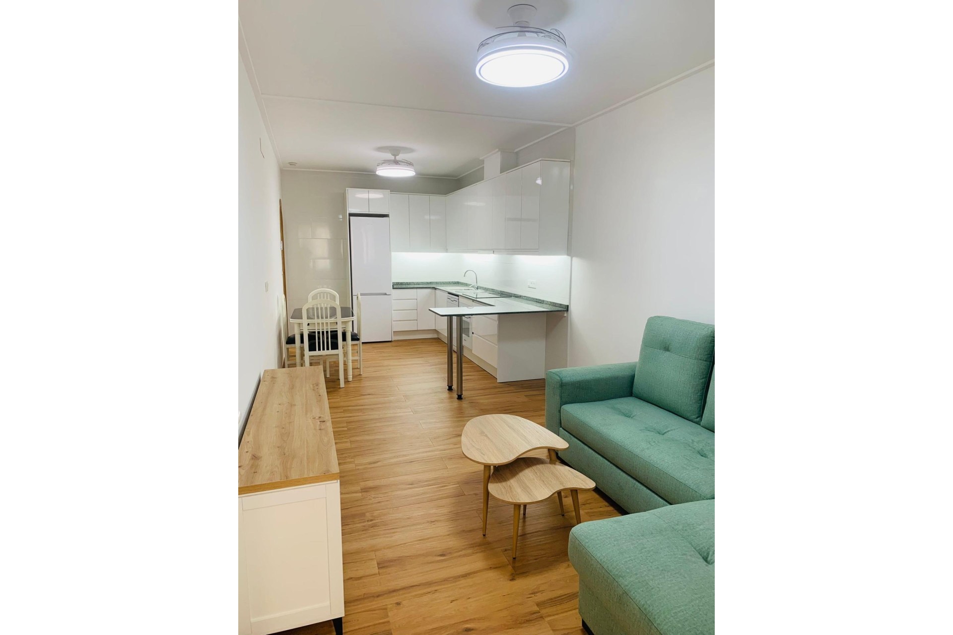 Resale - Wohnung / Apartment -
Torrevieja - Playa del Cura