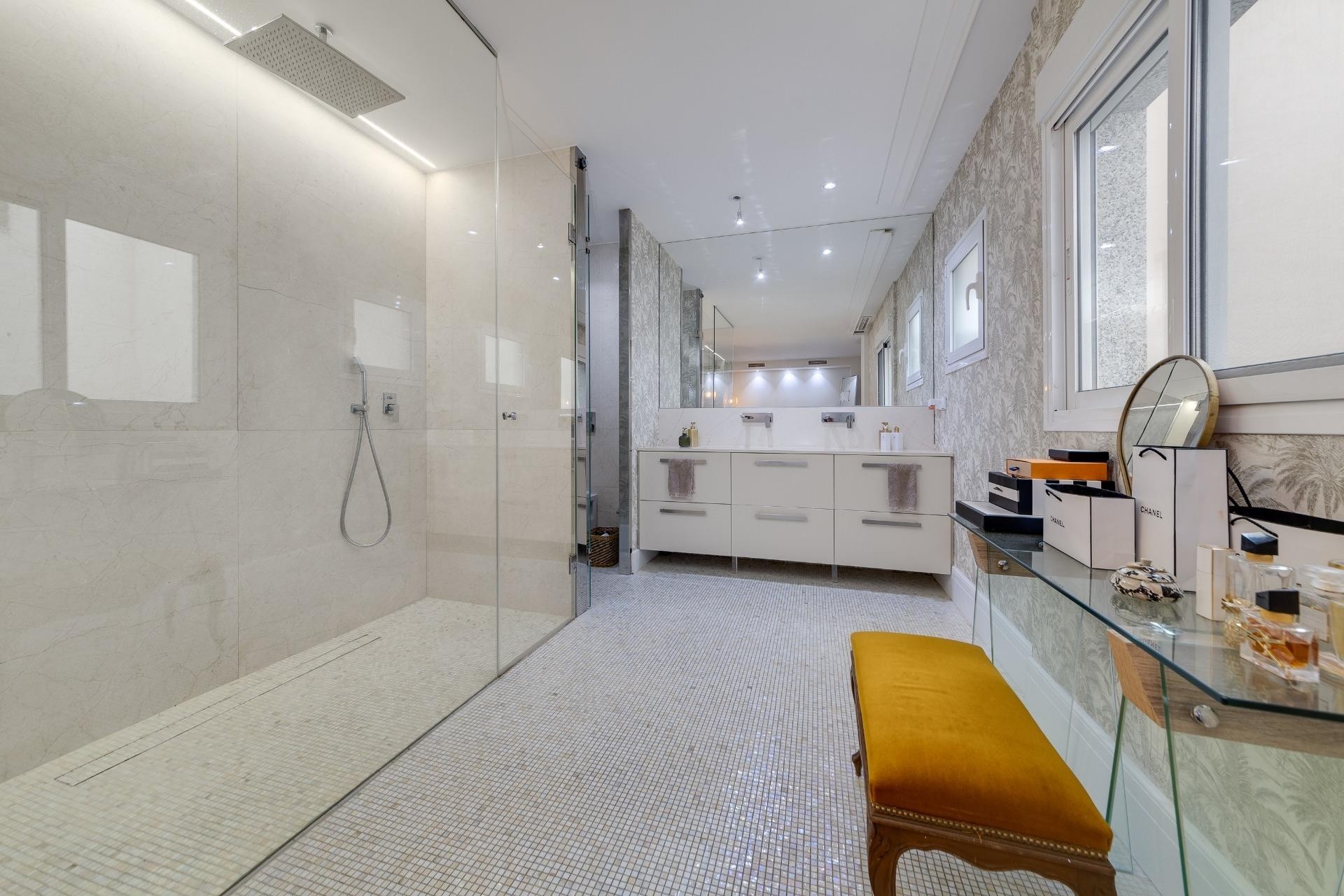 Resale - Wohnung / Apartment -
Torrevieja - Playa del Cura