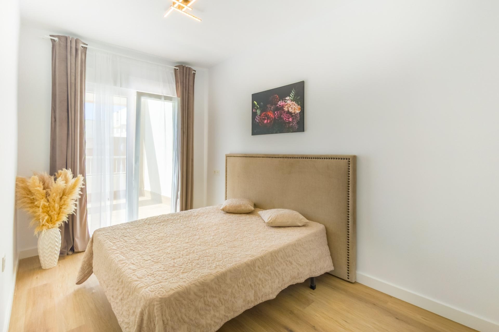 Resale - Wohnung / Apartment -
Torrevieja - Playa del Cura