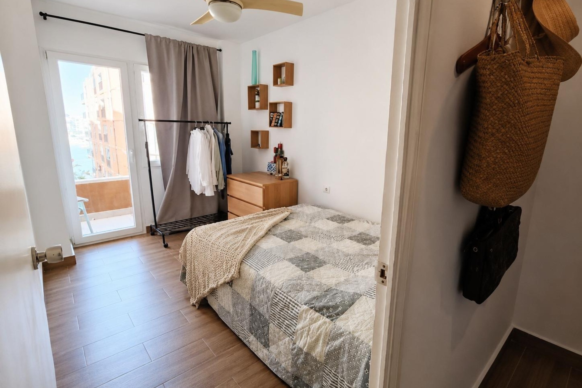 Resale - Wohnung / Apartment -
Torrevieja - Playa del Cura