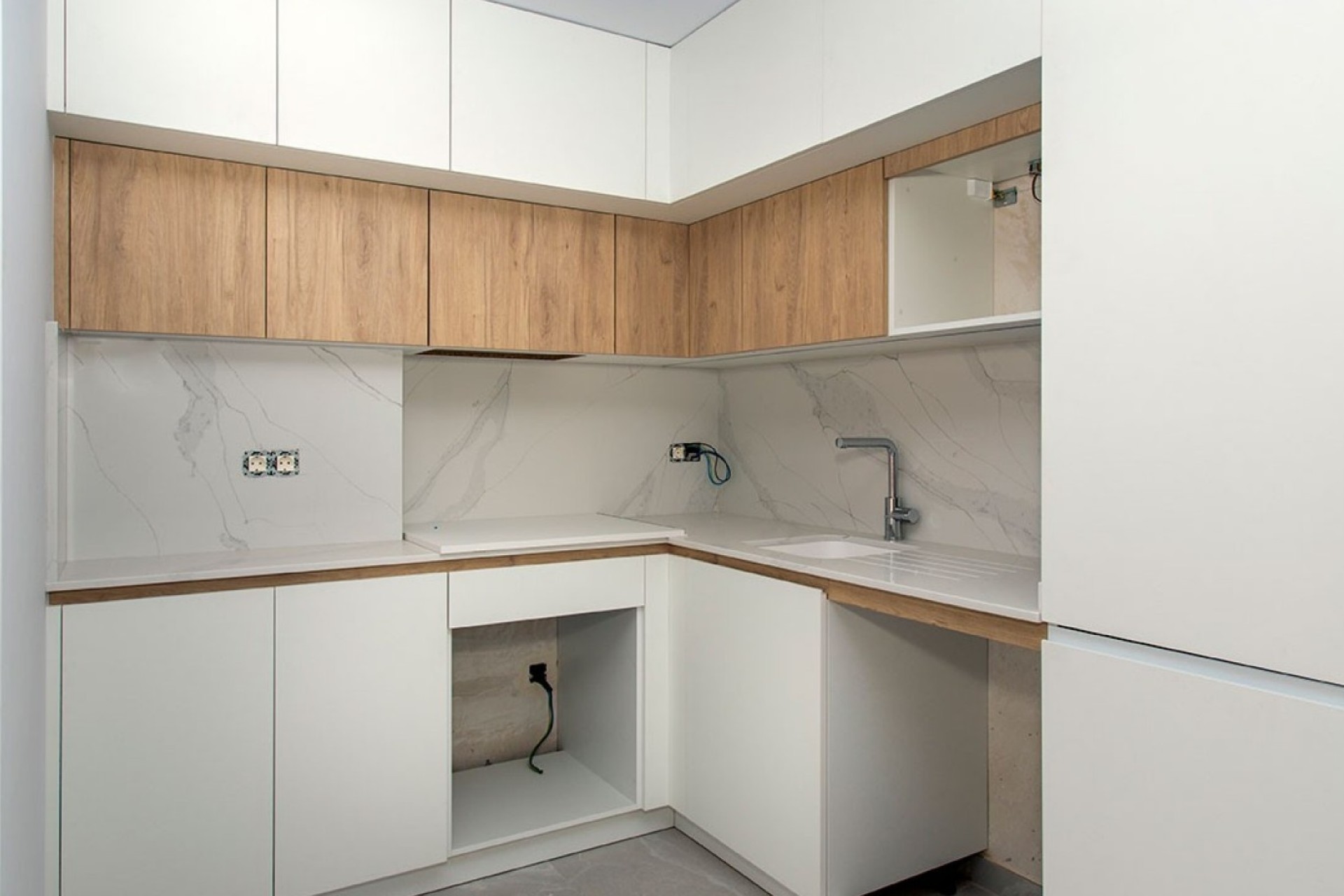 Resale - Wohnung / Apartment -
Torrevieja - Playa del Cura