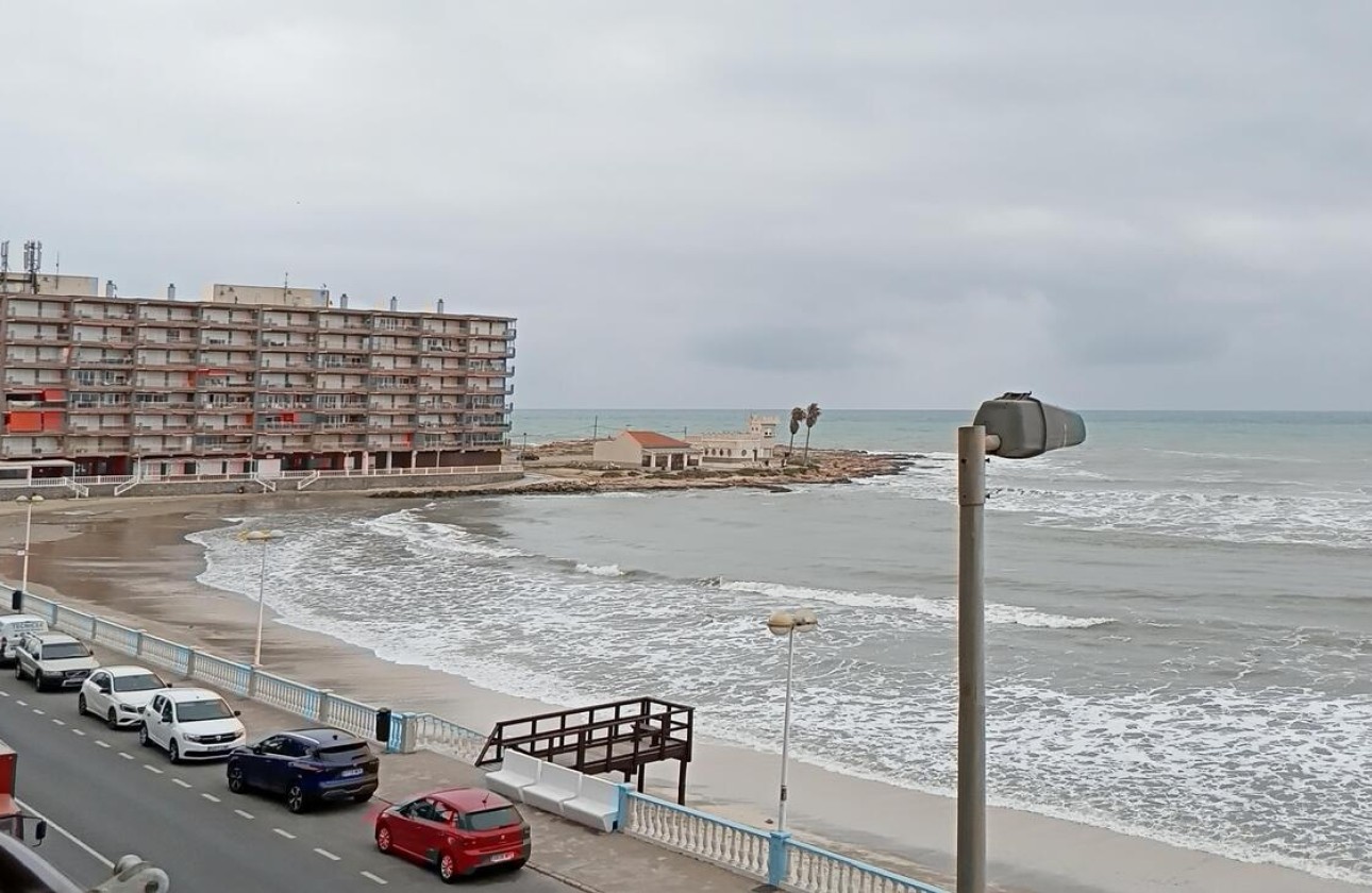 Resale - Wohnung / Apartment -
Torrevieja - PLAYA LOS LOCOS