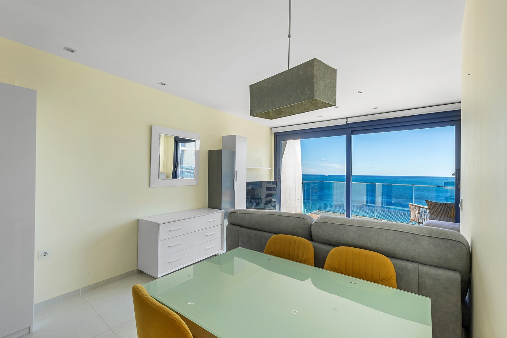 Resale - Wohnung / Apartment -
Torrevieja - Punta Prima