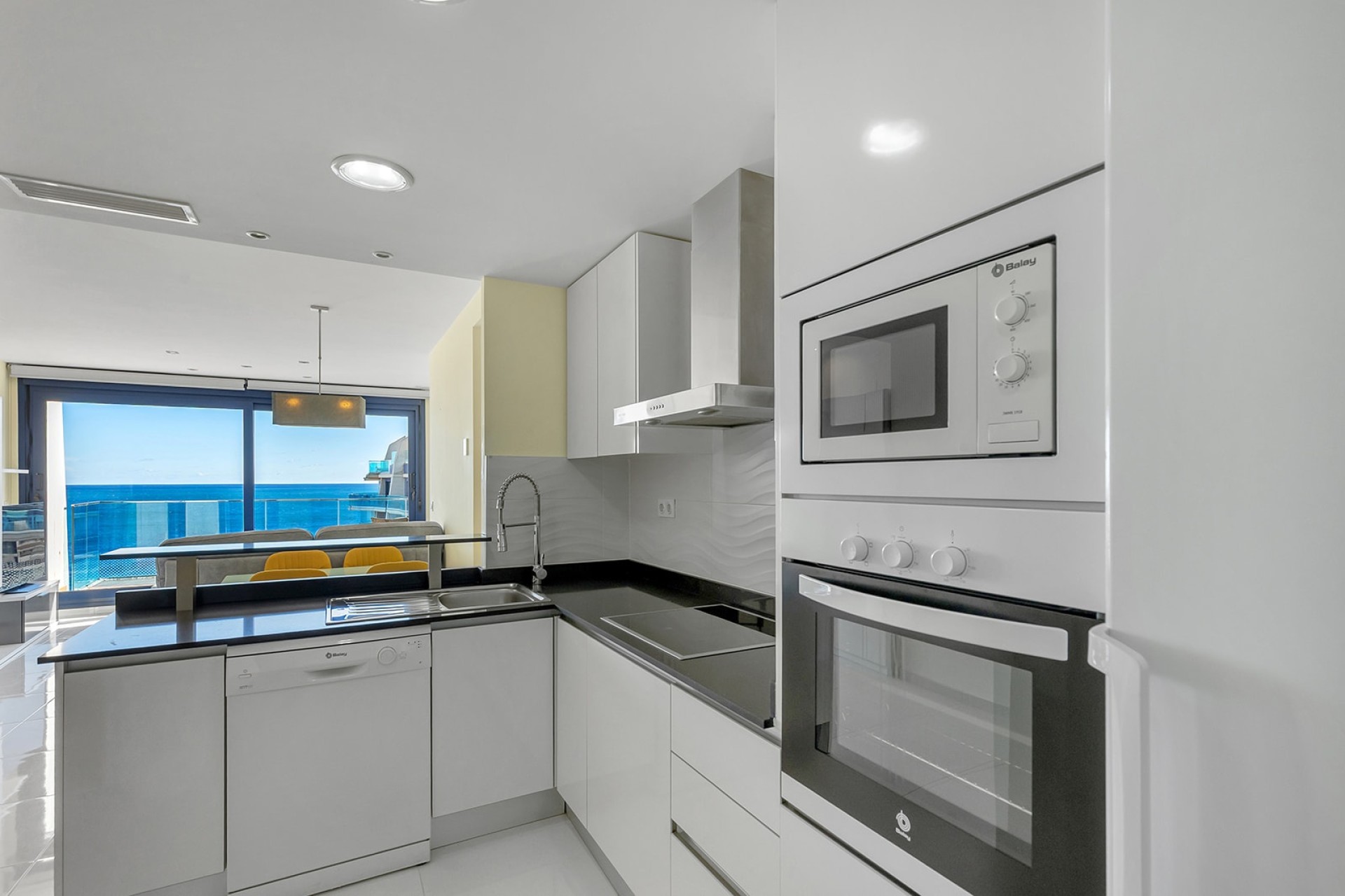 Resale - Wohnung / Apartment -
Torrevieja - Punta Prima