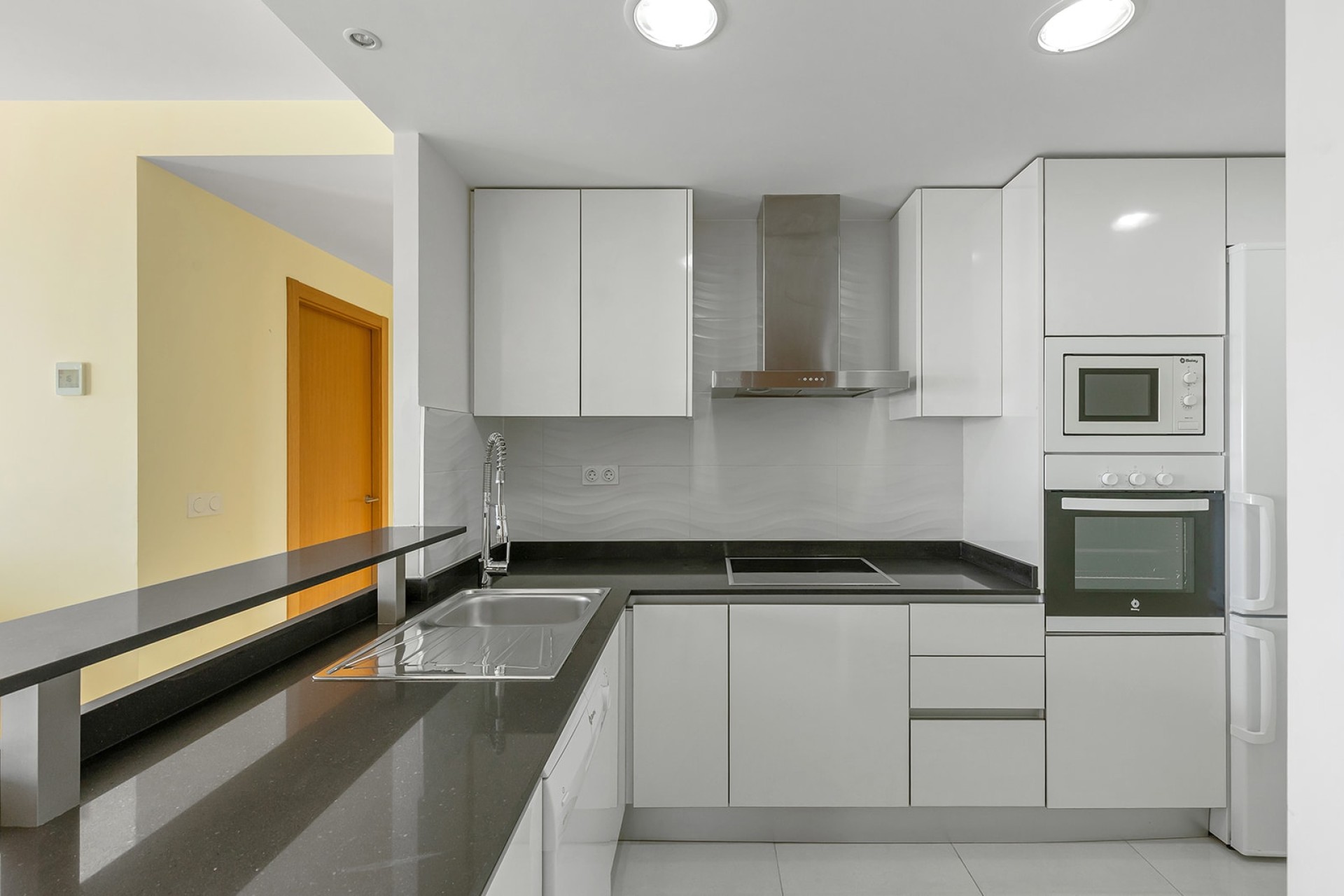 Resale - Wohnung / Apartment -
Torrevieja - Punta Prima