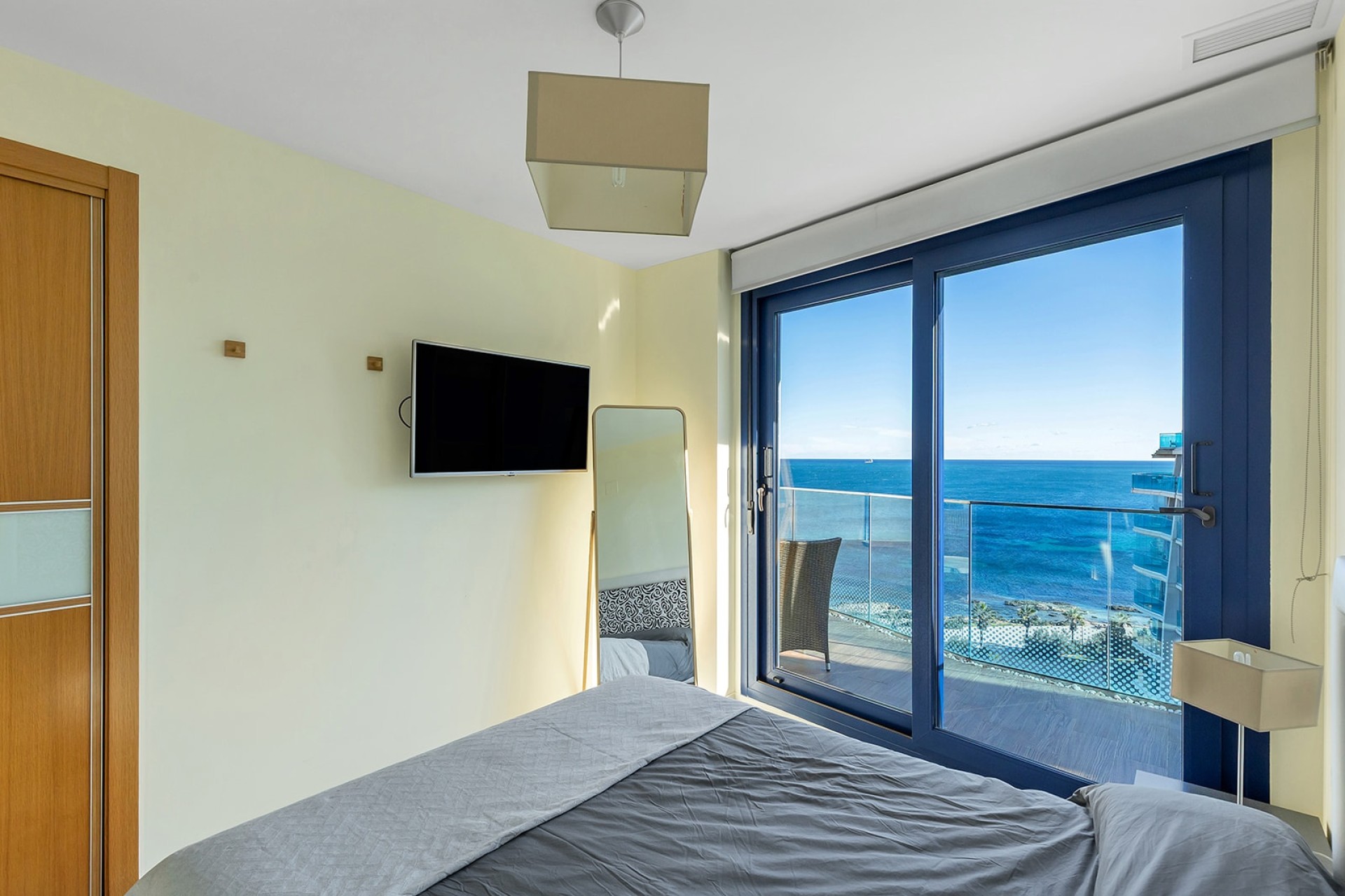Resale - Wohnung / Apartment -
Torrevieja - Punta Prima