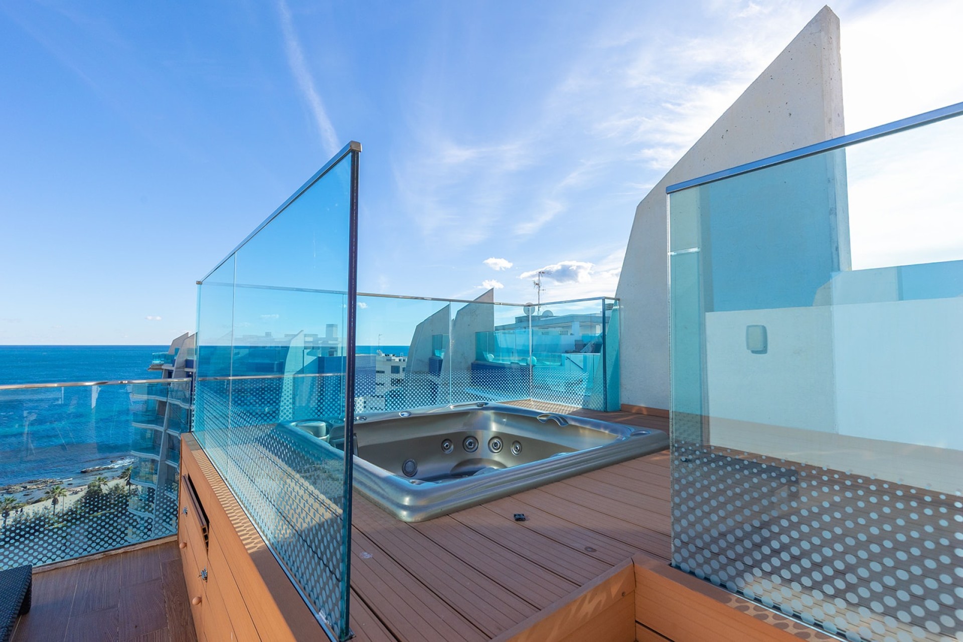 Resale - Wohnung / Apartment -
Torrevieja - Punta Prima