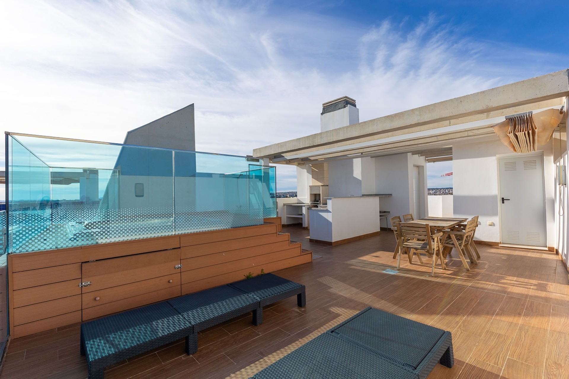 Resale - Wohnung / Apartment -
Torrevieja - Punta Prima