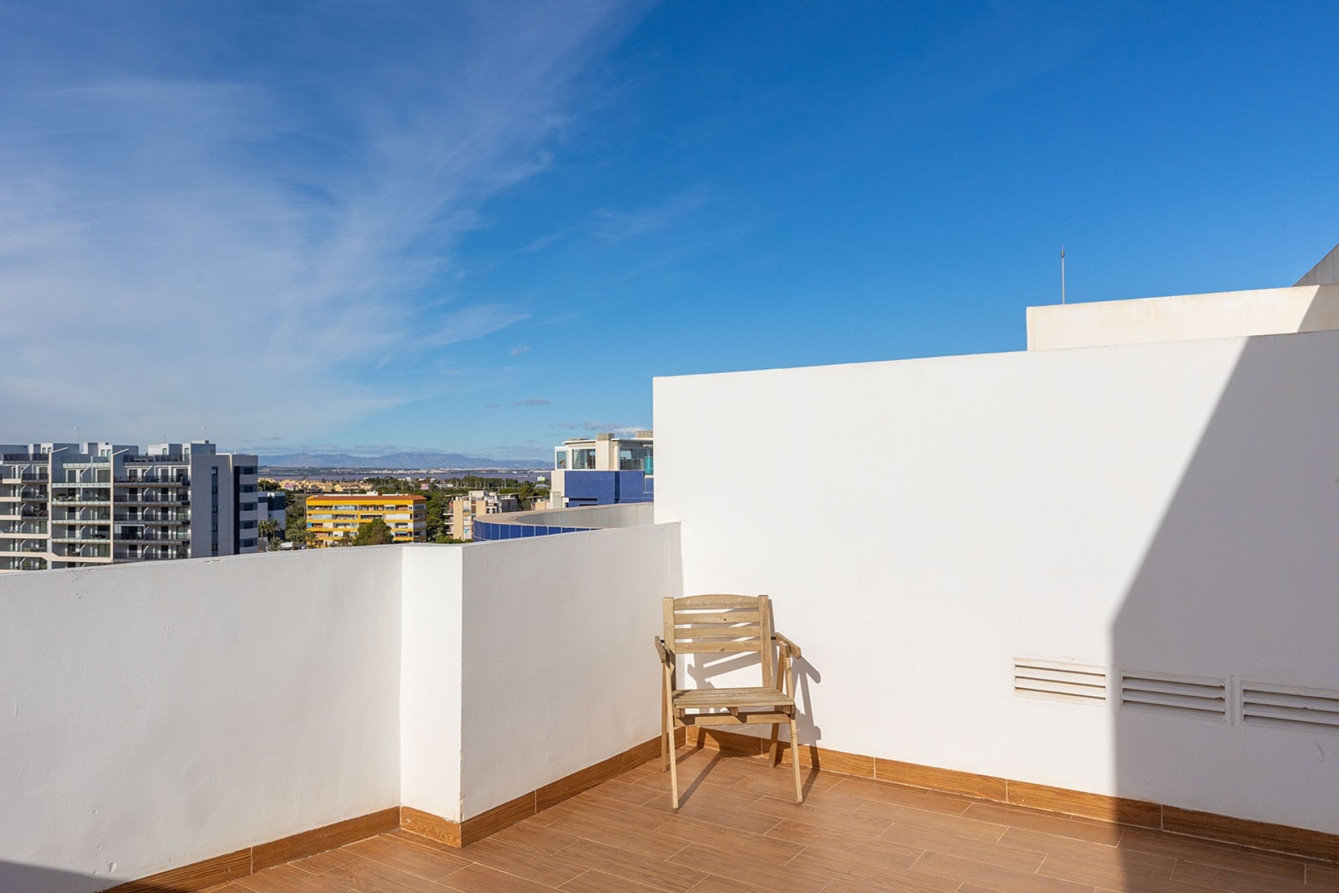 Resale - Wohnung / Apartment -
Torrevieja - Punta Prima