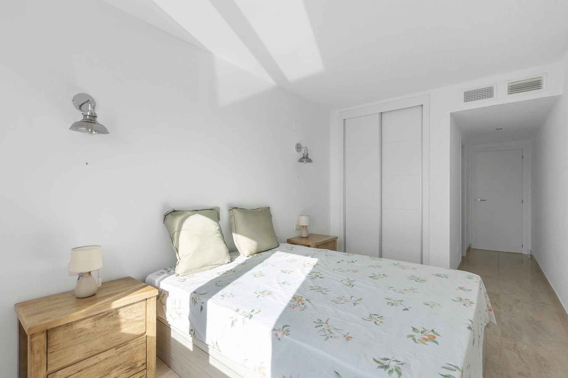 Resale - Wohnung / Apartment -
Torrevieja - Punta Prima