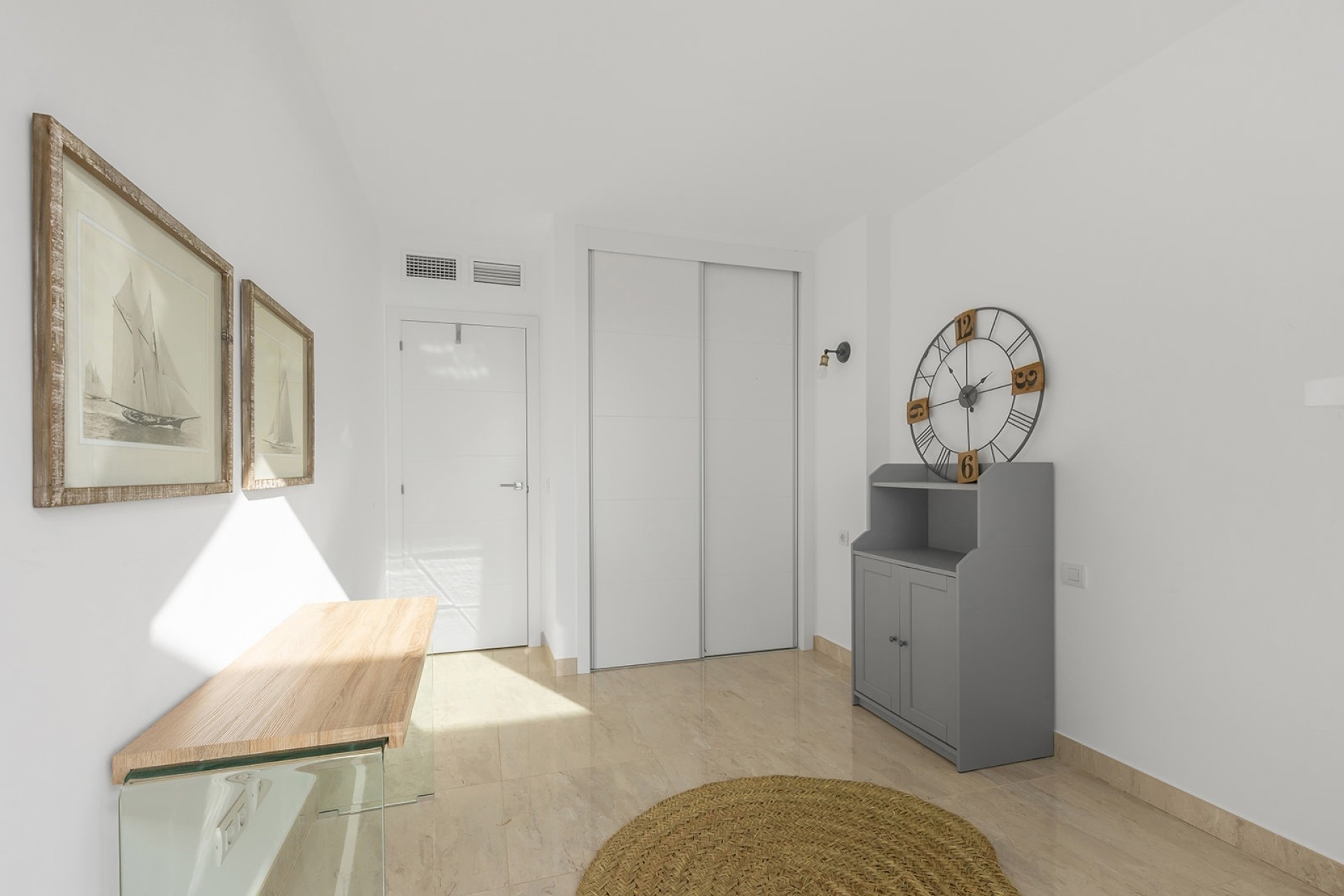 Resale - Wohnung / Apartment -
Torrevieja - Punta Prima