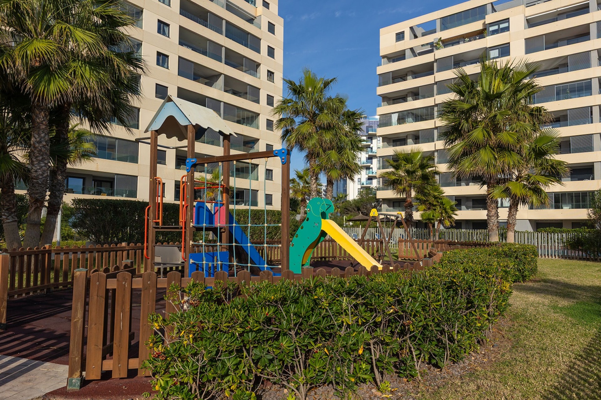 Resale - Wohnung / Apartment -
Torrevieja - Punta Prima