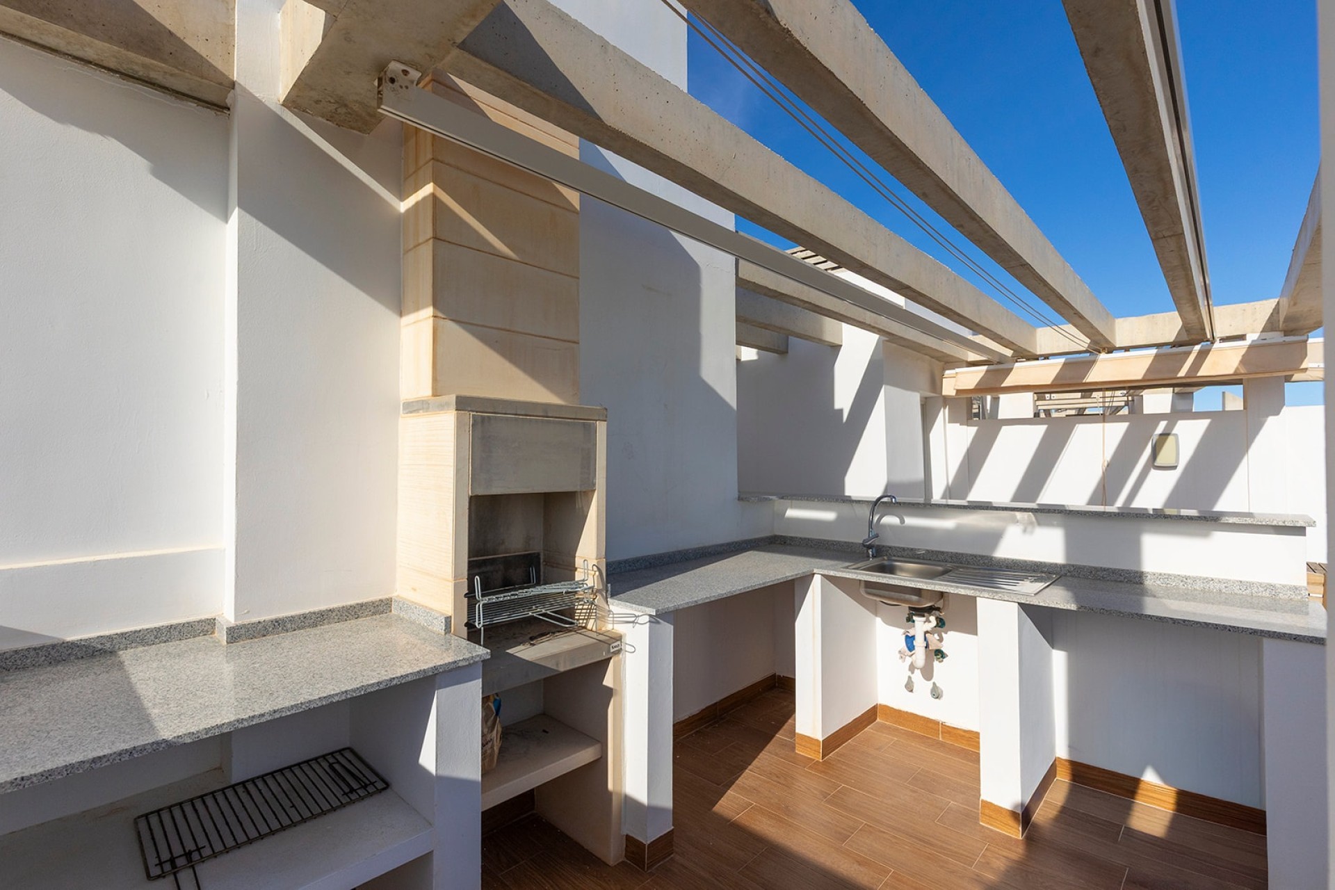 Resale - Wohnung / Apartment -
Torrevieja - Punta Prima