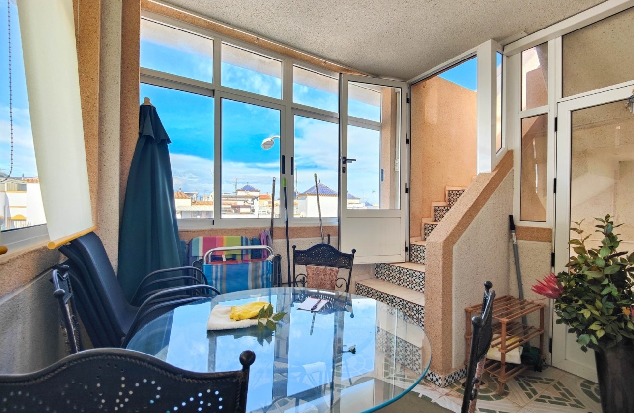 Resale - Wohnung / Apartment -
Torrevieja - Punta Prima