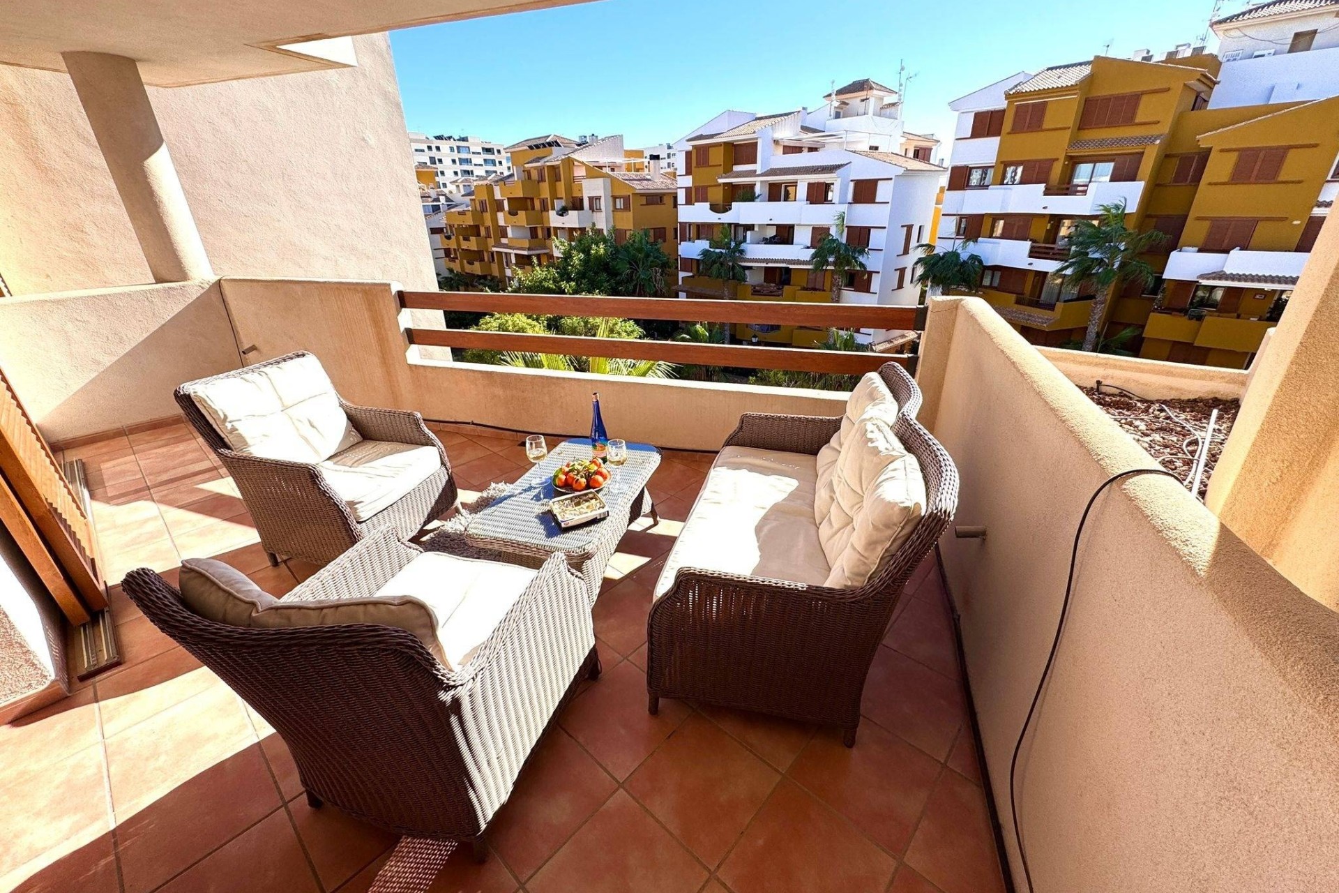 Resale - Wohnung / Apartment -
Torrevieja - Punta Prima