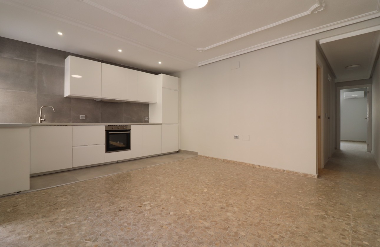Resale - Wohnung / Apartment -
Torrevieja - Torre La Mata