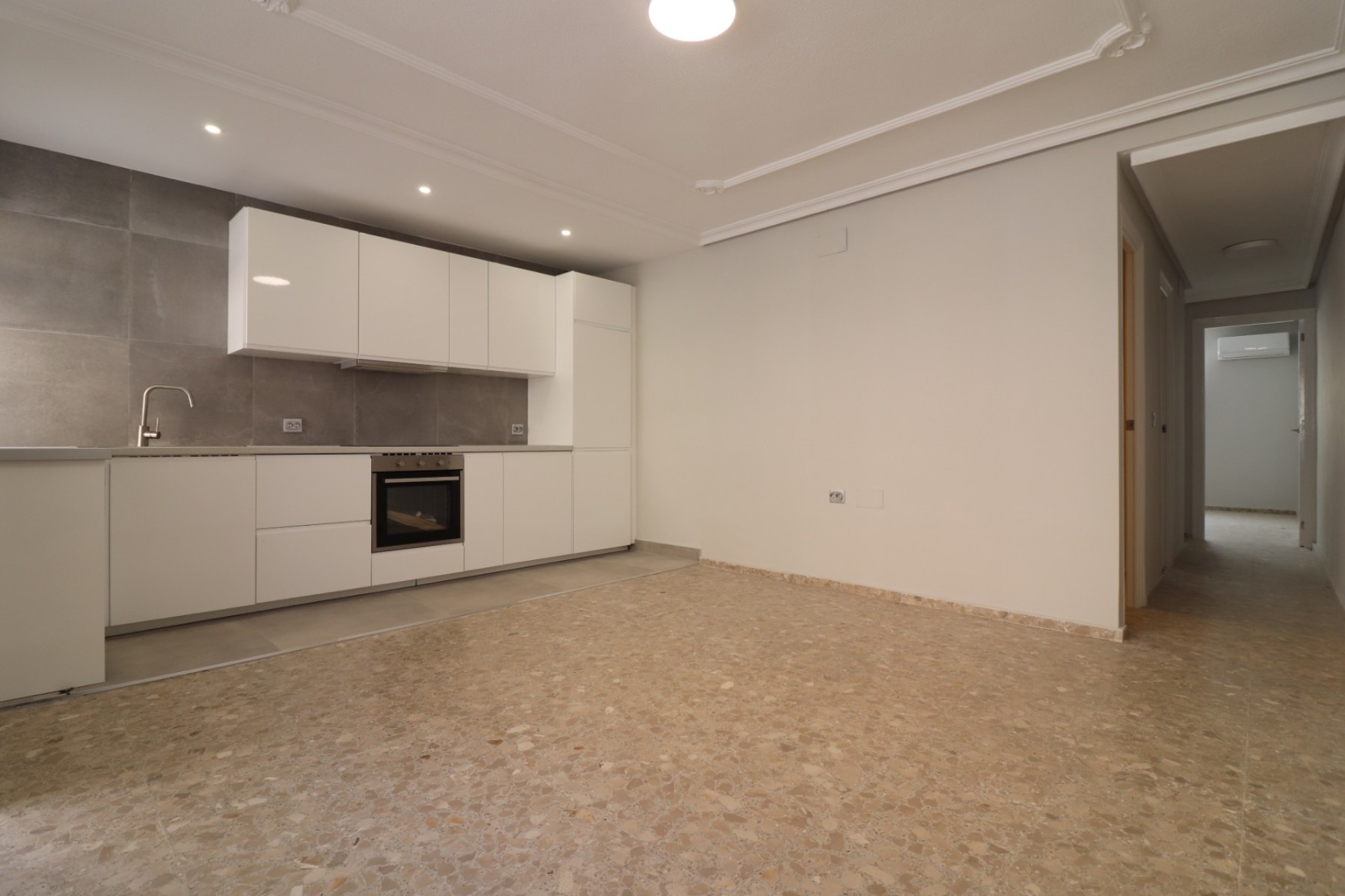 Resale - Wohnung / Apartment -
Torrevieja - Torre La Mata
