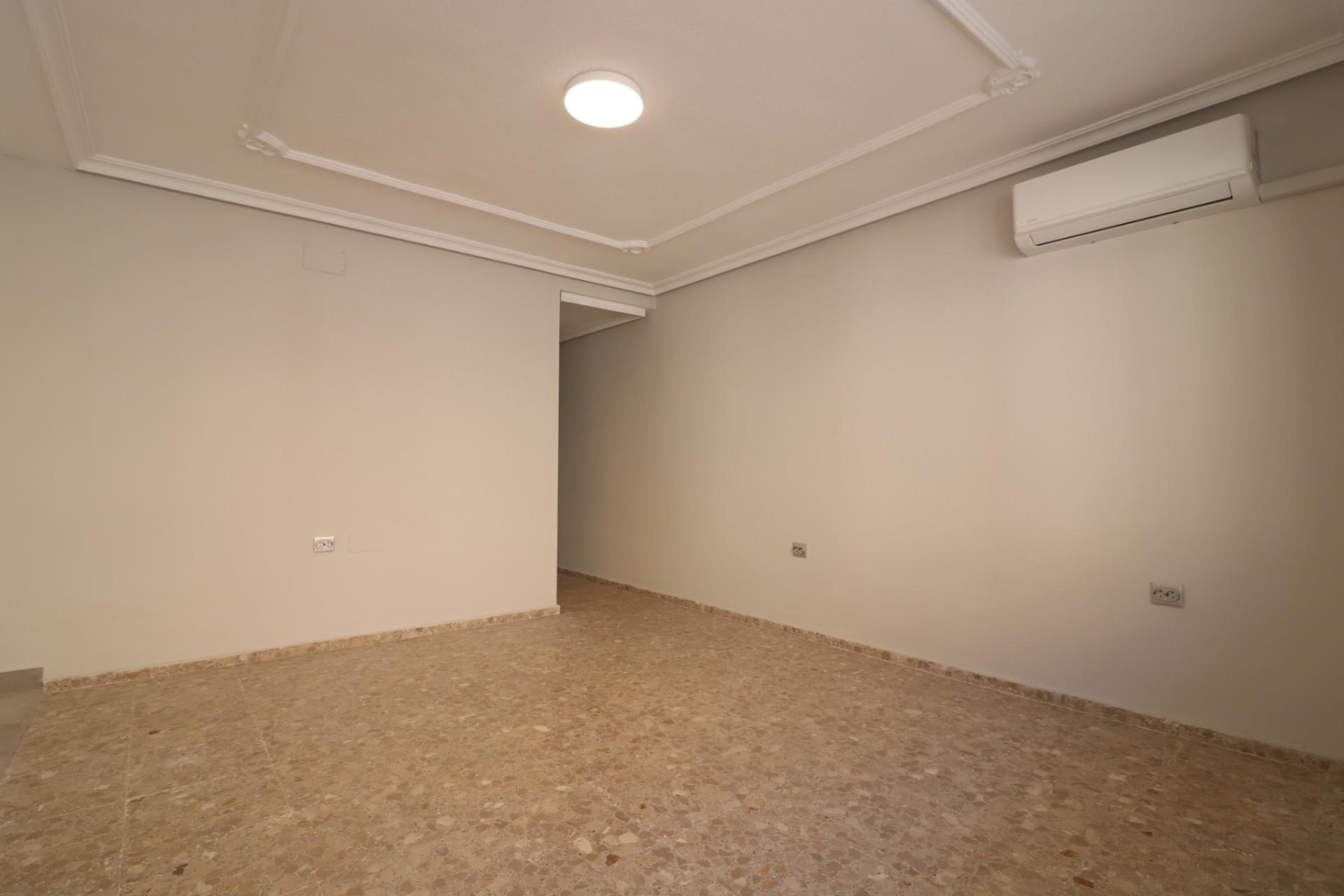 Resale - Wohnung / Apartment -
Torrevieja - Torre La Mata