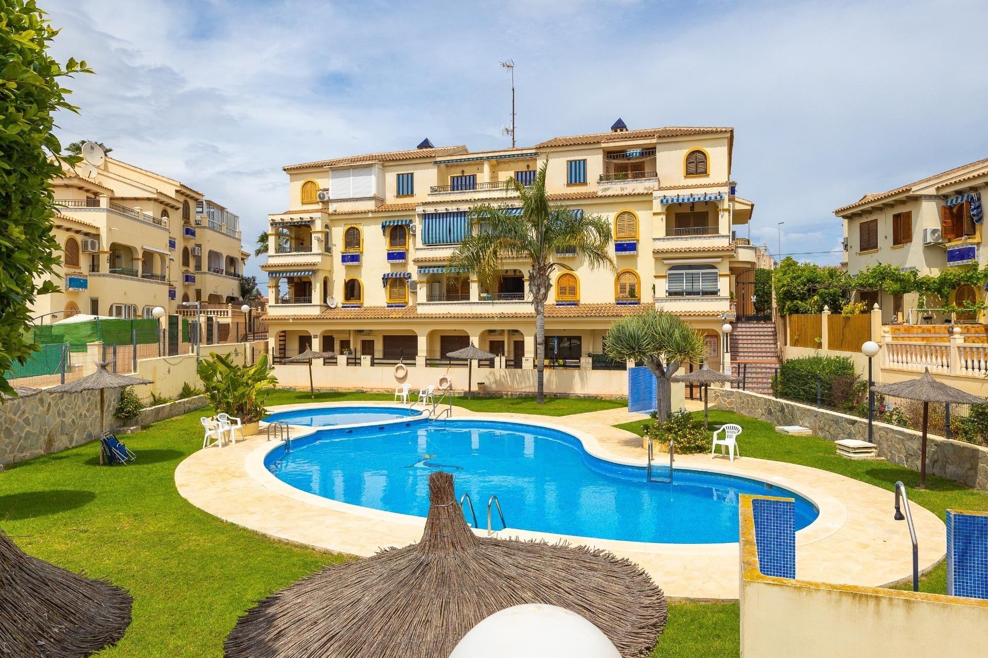Resale - Wohnung / Apartment -
Torrevieja - Torre la mata