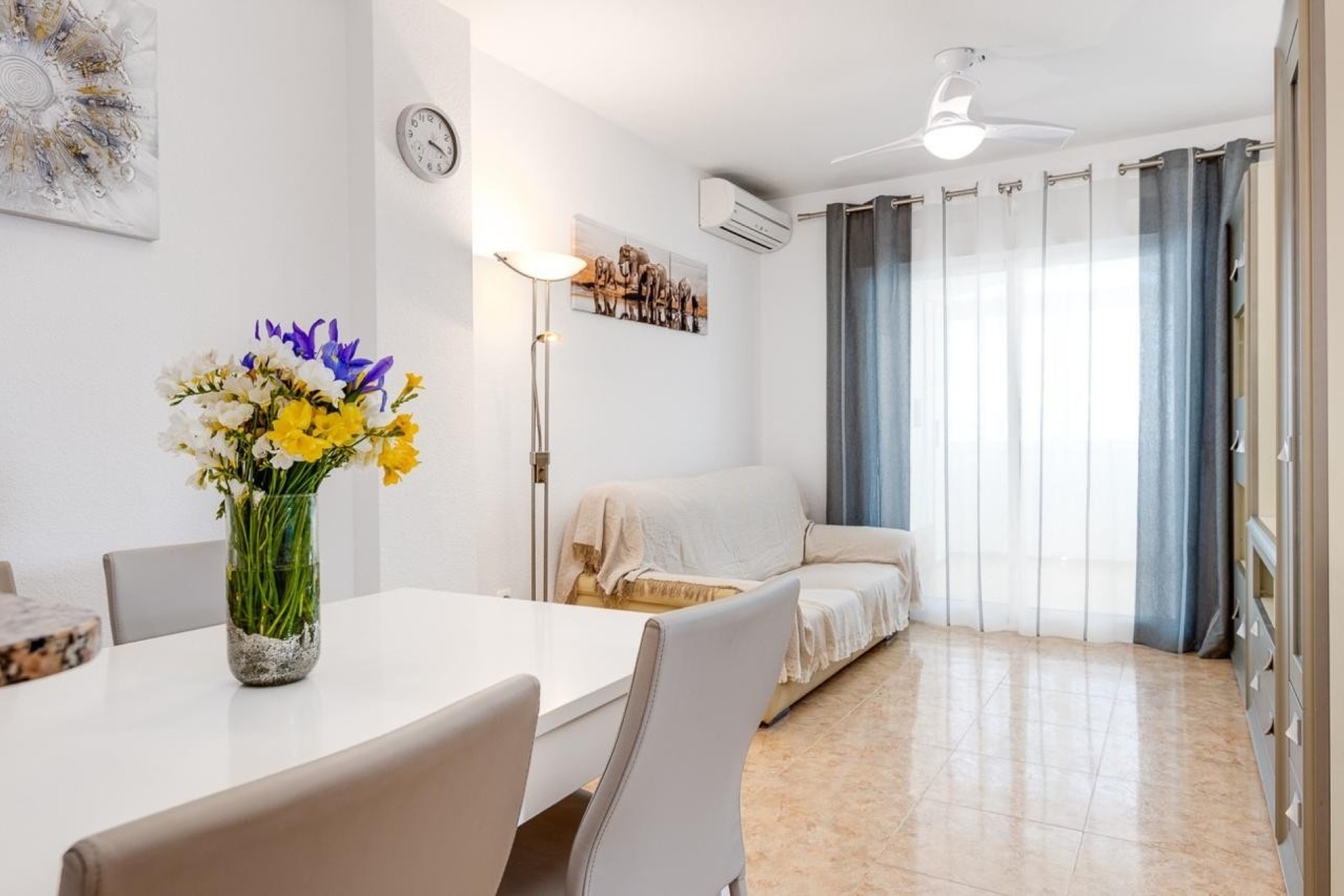 Resale - Wohnung / Apartment -
Torrevieja - Torreblanca