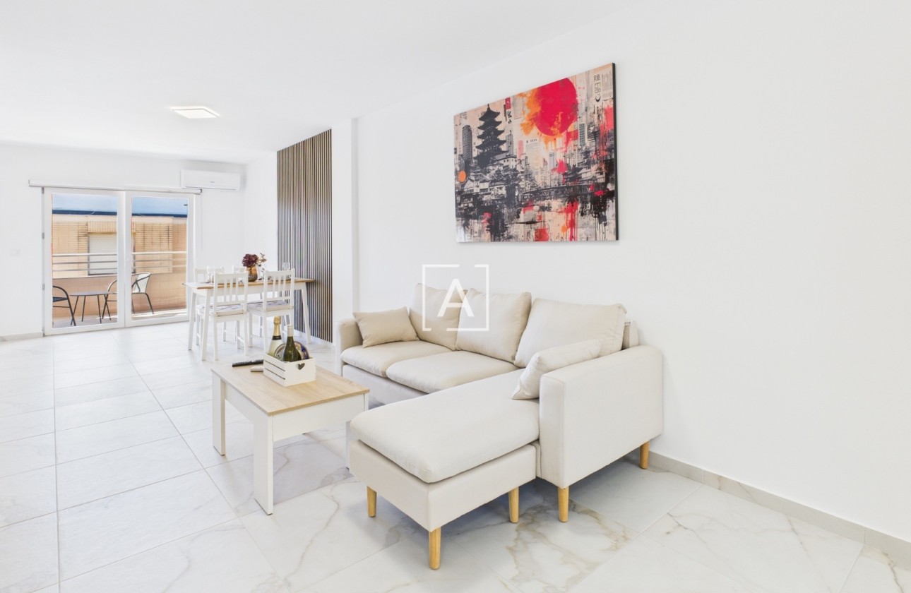 Resale - Wohnung / Apartment -
Torrevieja - Torrevieja Centro