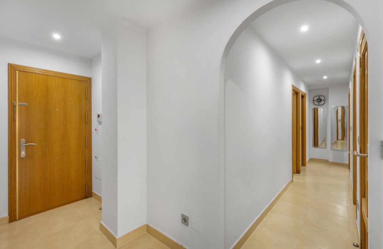Resale - Wohnung / Apartment -
Torrevieja - torrevieja