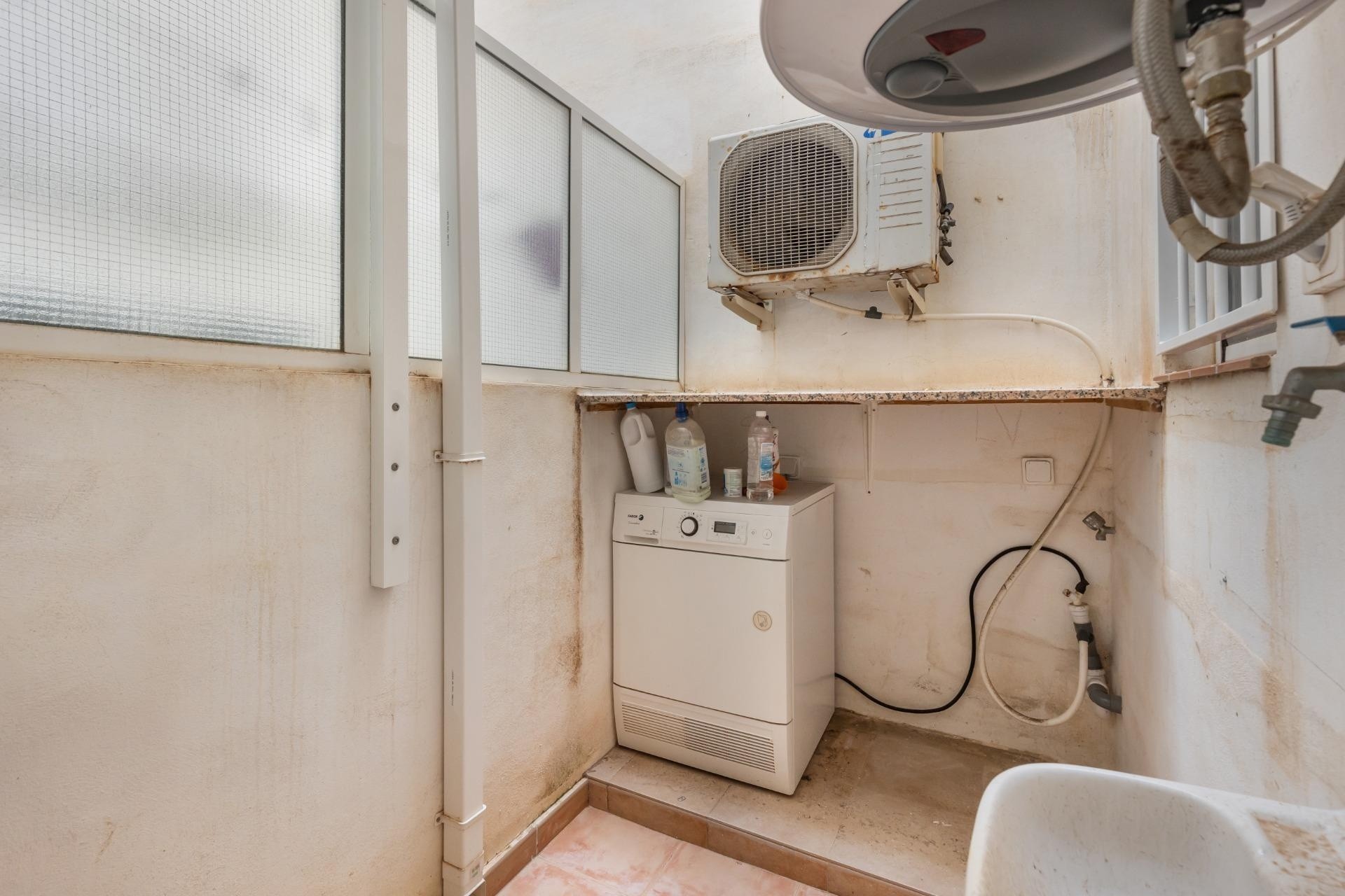 Resale - Wohnung / Apartment -
Torrevieja - torrevieja