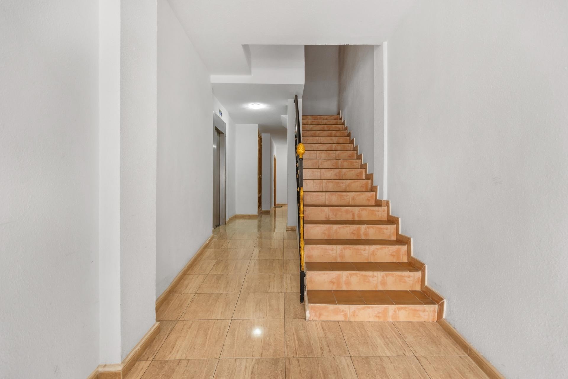 Resale - Wohnung / Apartment -
Torrevieja - torrevieja