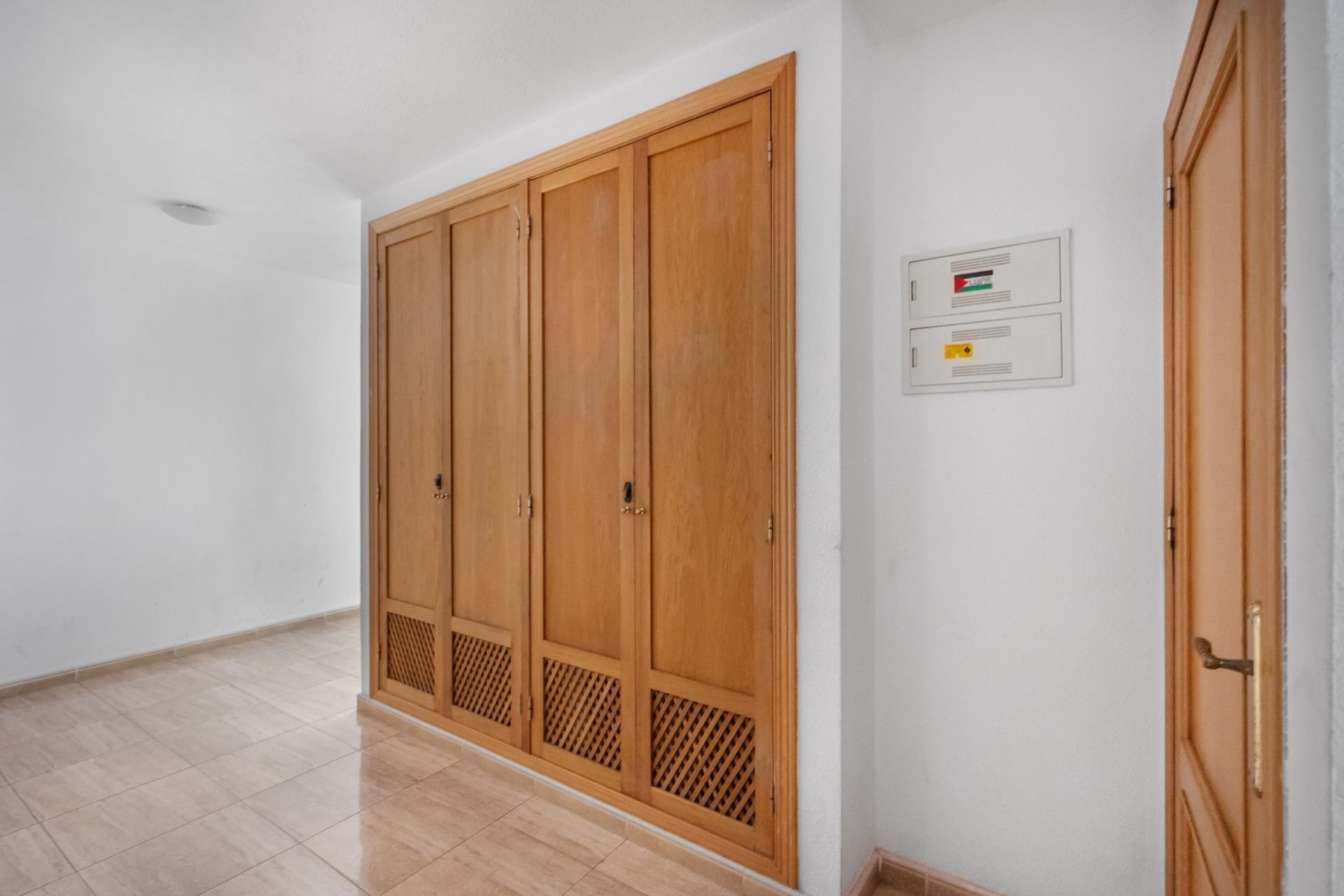 Resale - Wohnung / Apartment -
Torrevieja - torrevieja