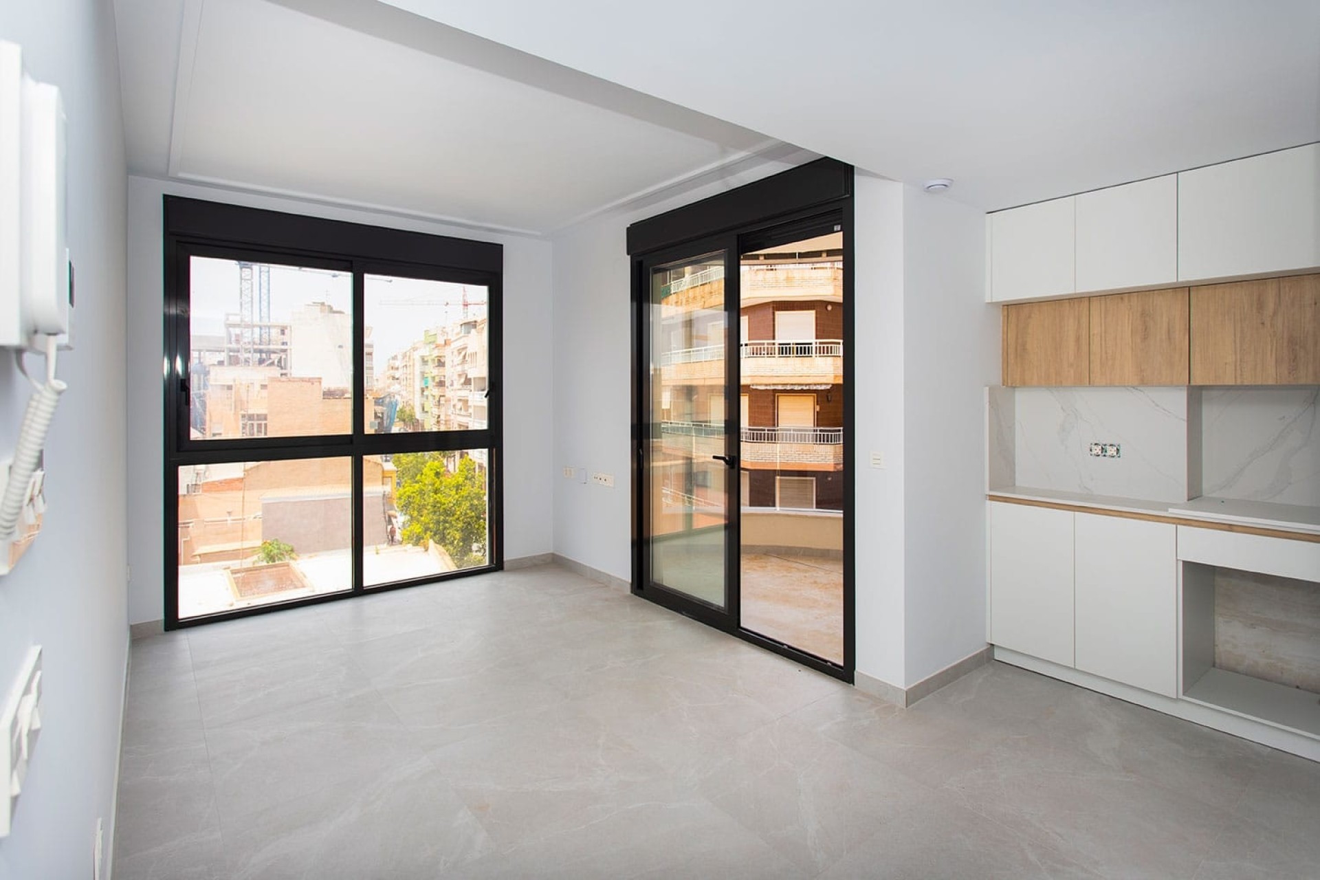 Resale - Wohnung / Apartment -
Torrevieja