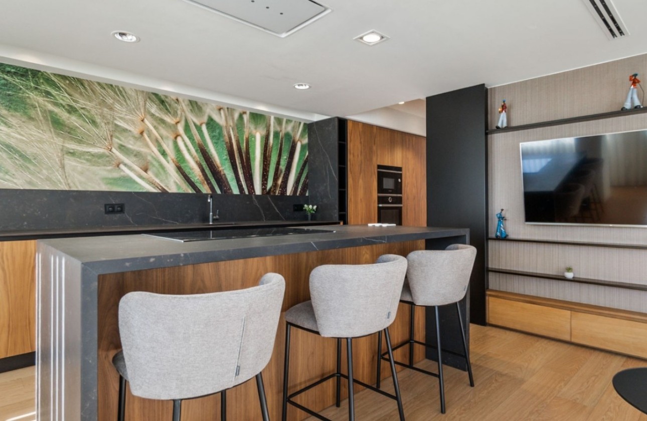 Resale - Wohnung / Apartment -
Torrevieja