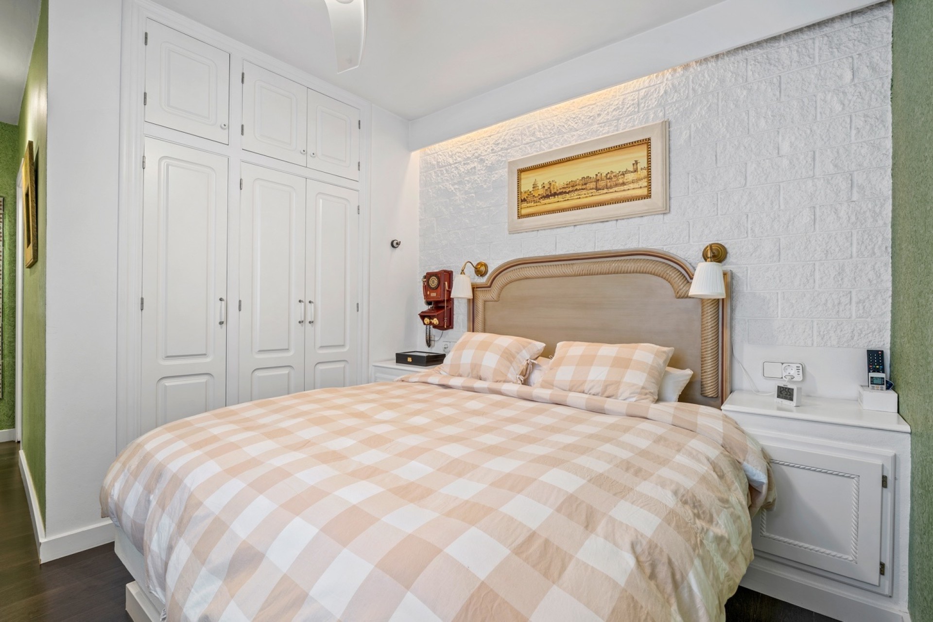 Resale - Wohnung / Apartment -
Torrevieja