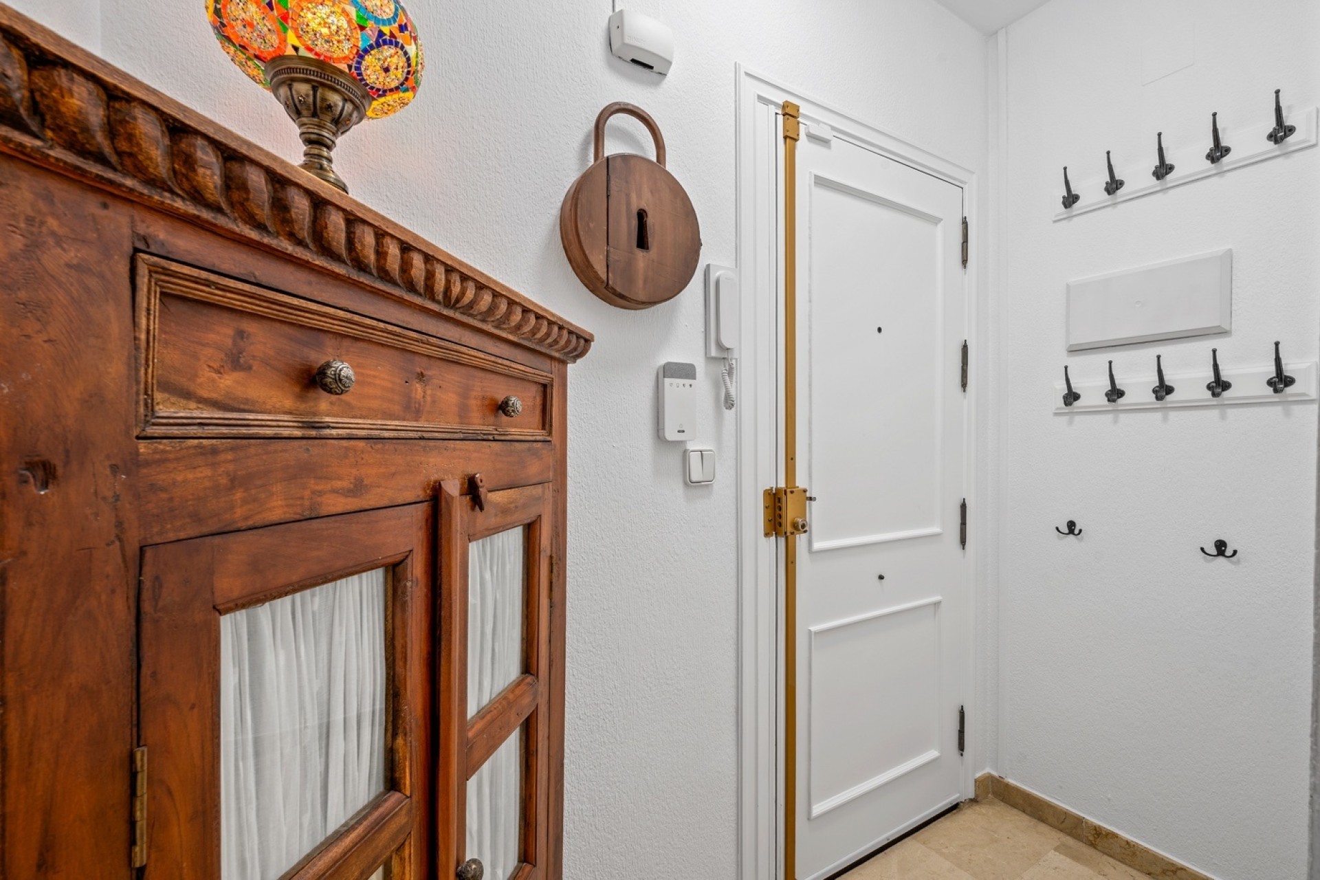 Resale - Wohnung / Apartment -
Torrevieja