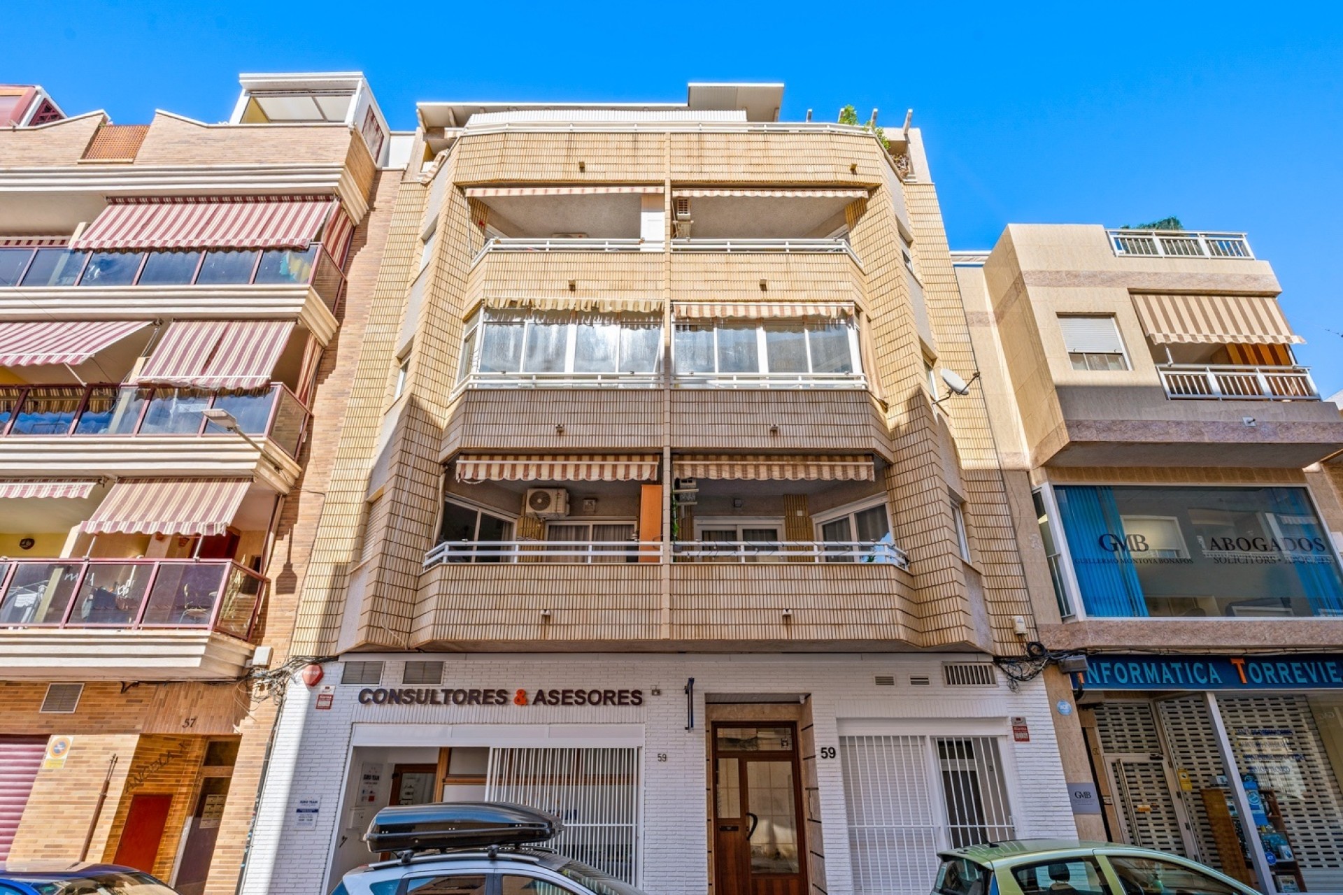 Resale - Wohnung / Apartment -
Torrevieja