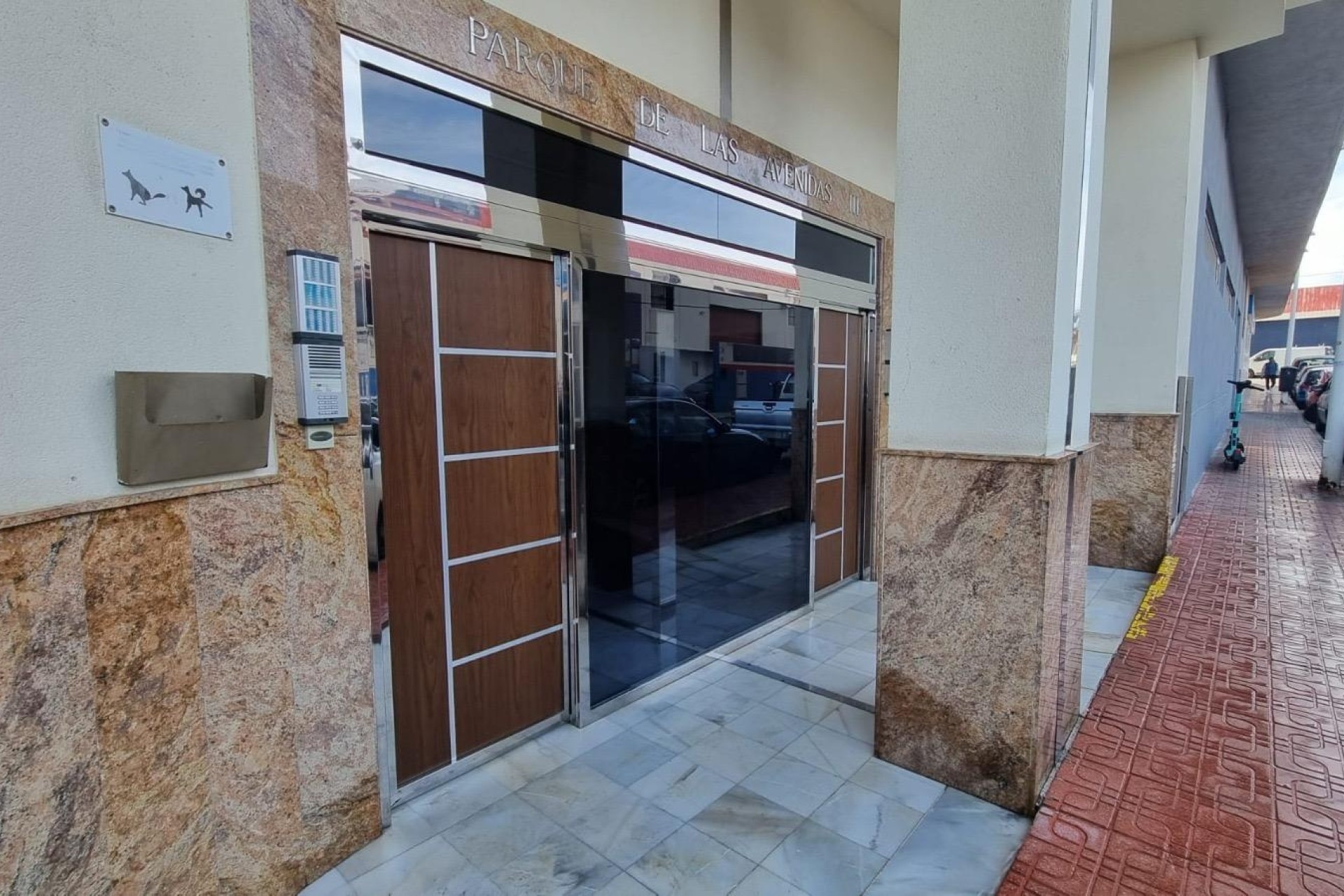 Resale - Wohnung / Apartment -
Torrevieja