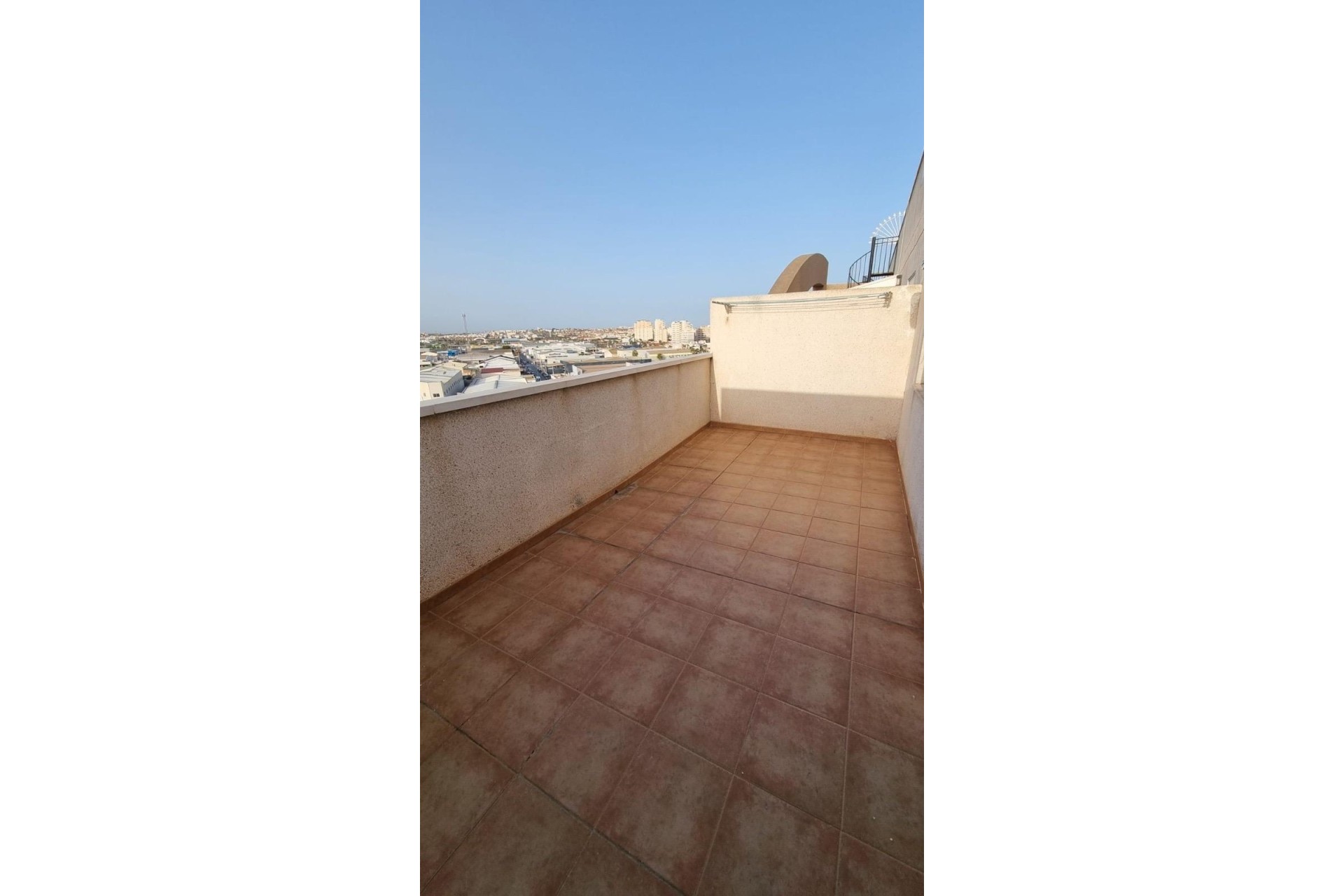 Resale - Wohnung / Apartment -
Torrevieja